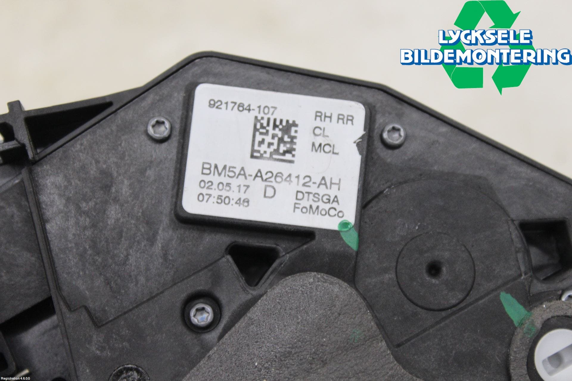 Ford KUGA 17-19 Låskista-Dörrlås