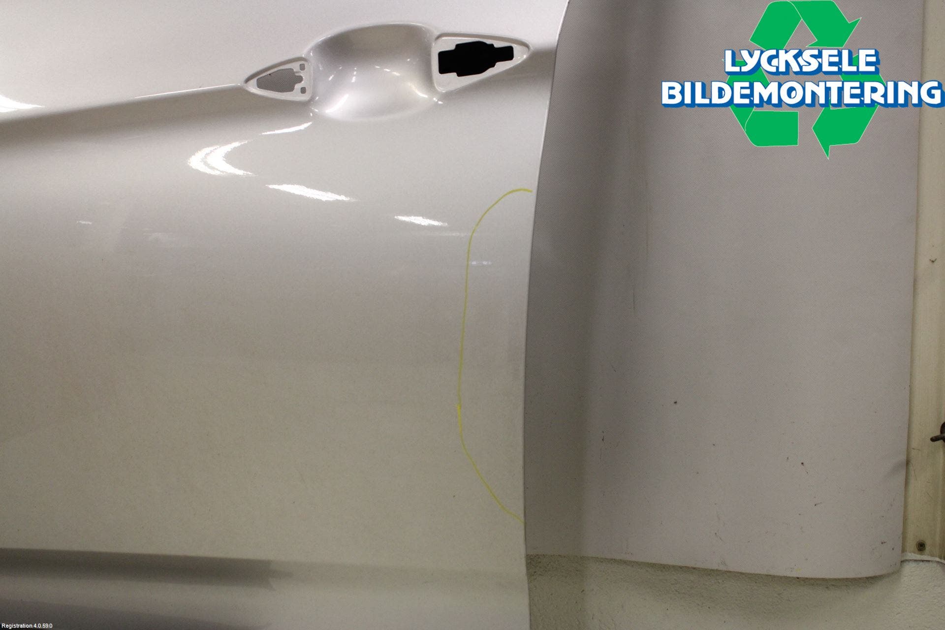 Hyundai i40 08-15 Dörr Fram Vänster