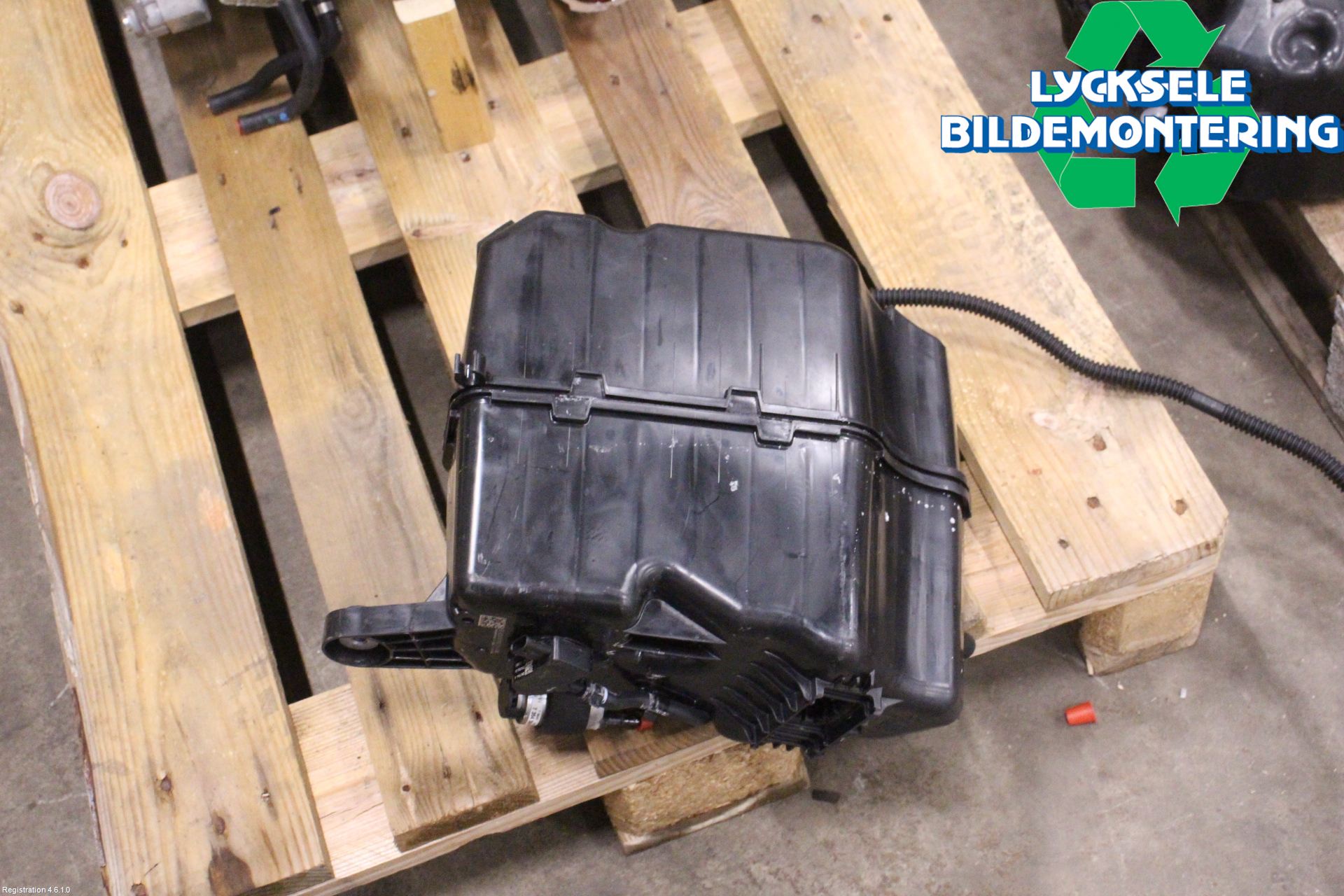 BMW X3 G01 18- Adblue Tank