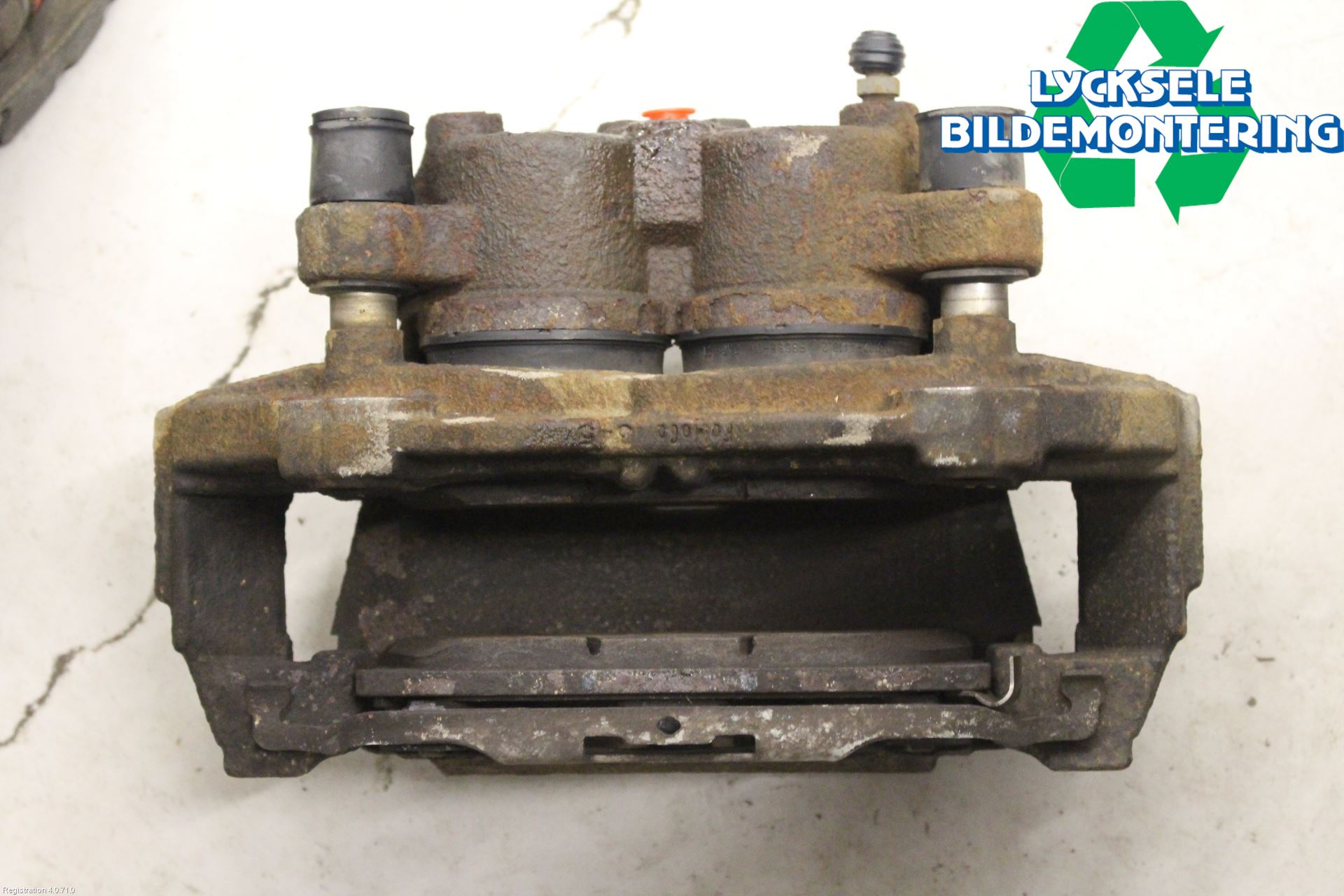 Ford S-MAX 15- Bromsok Fram Höger