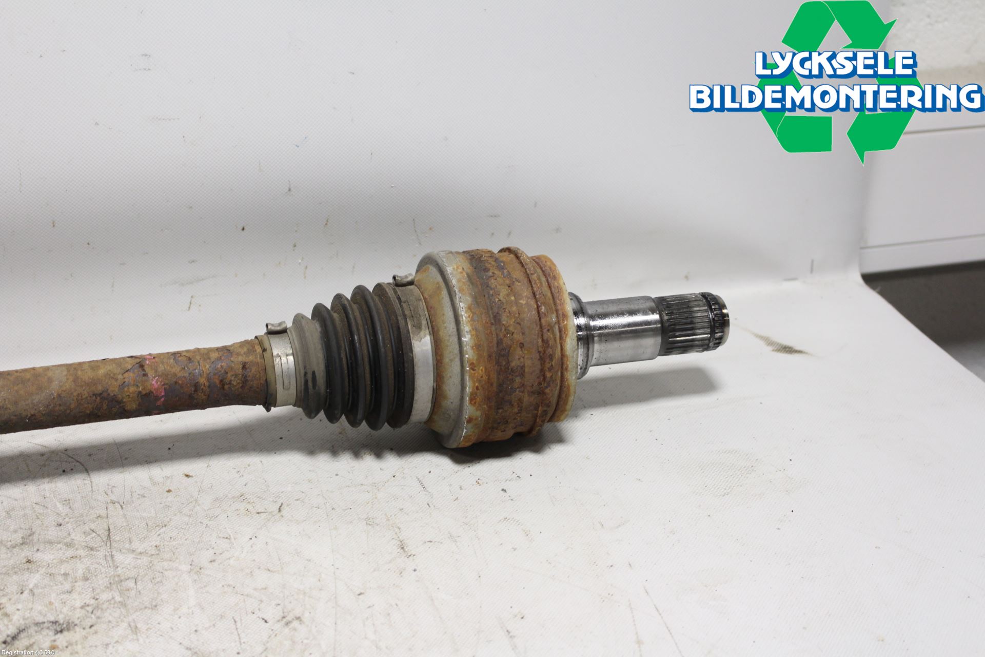 Lexus IS 250/350 14-20 Drivaxel Bak Höger