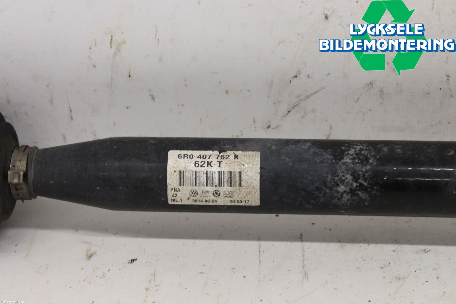 Volkswagen VW POLO 10-17 Drivaxel Fram Höger