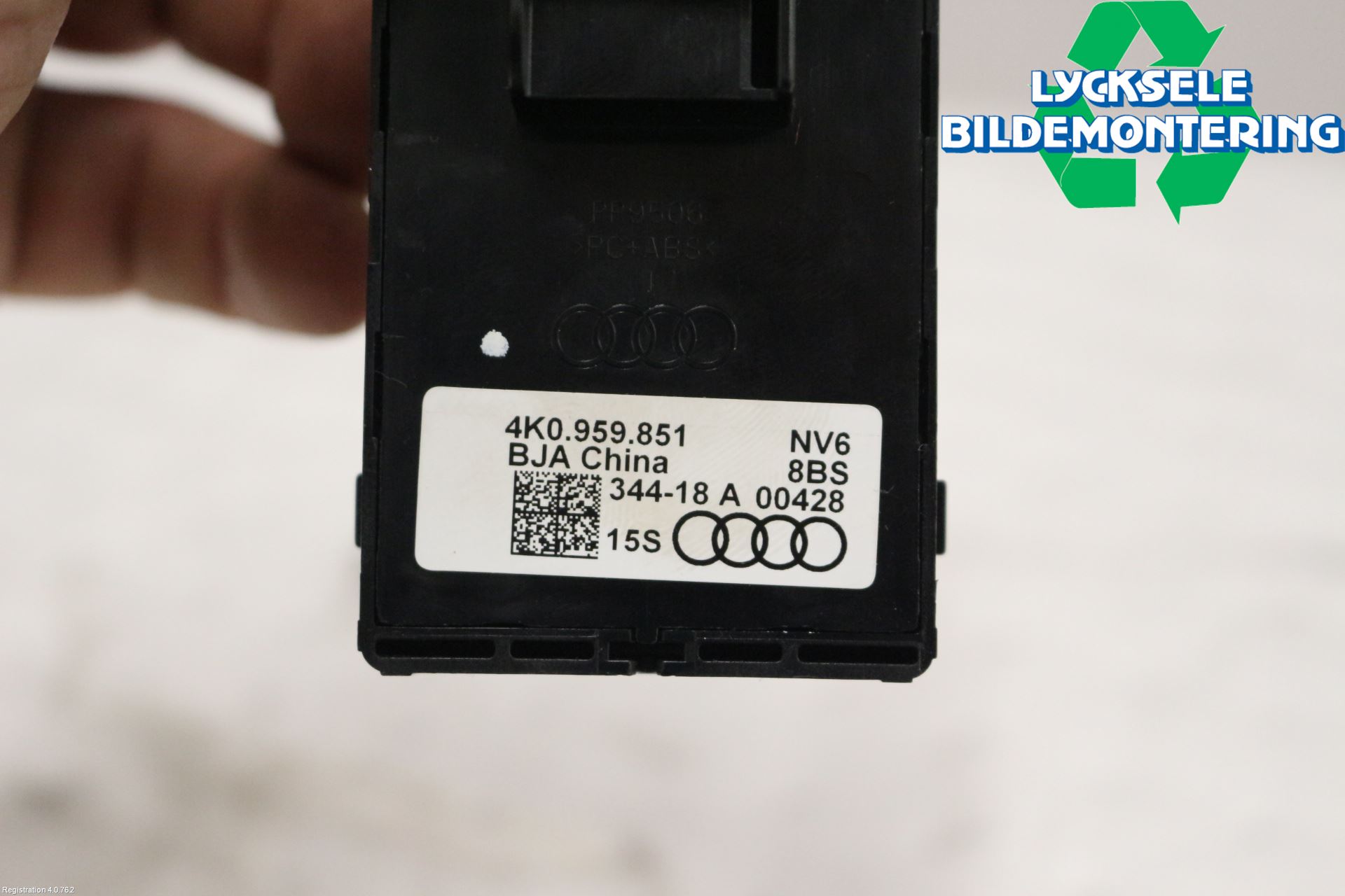 Audi A6 F2/C8 19- Strömställare Elhiss