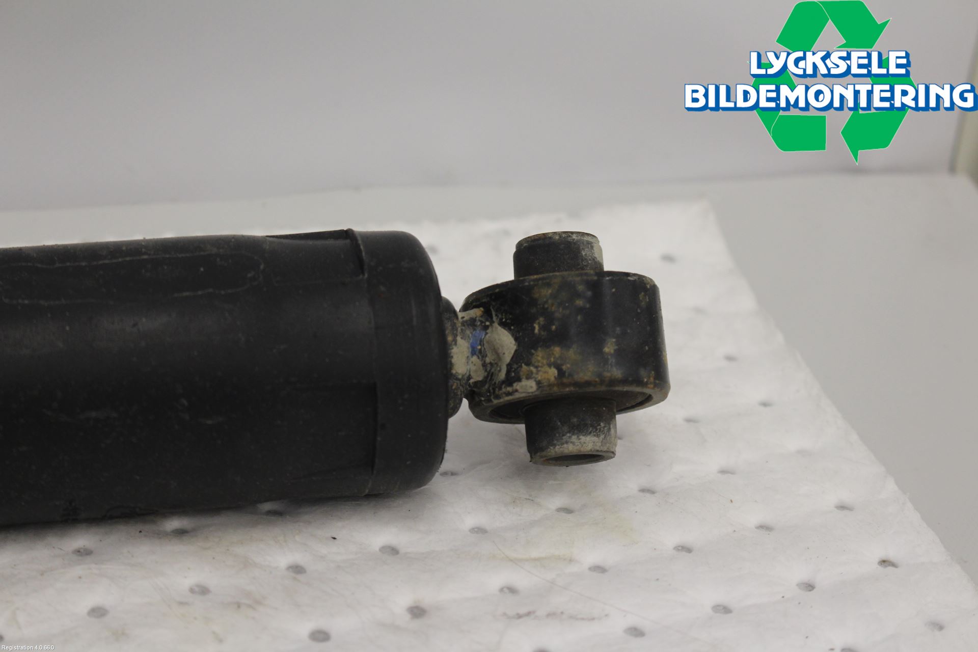 Kia VENGA 10-19 Stötdämpare Bak