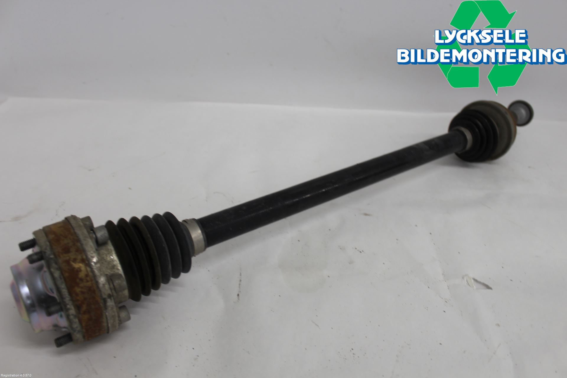 Volkswagen VW GOLF / E-GOLF VIII 20- Drivaxel Bak Höger