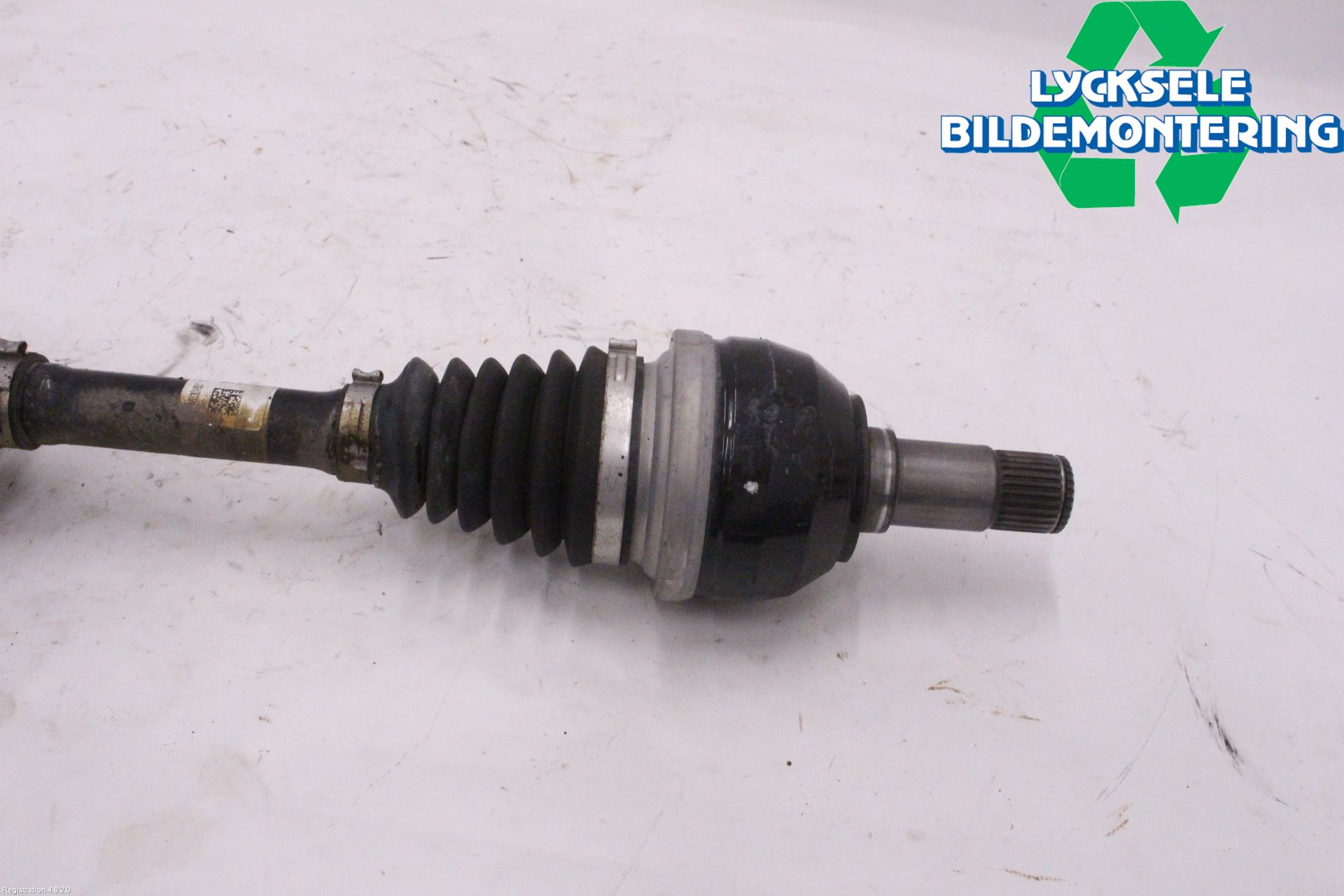 Mercedes-Benz MB CLA-KLASS (C117/X117) 13-19 Drivaxel Fram Vänster