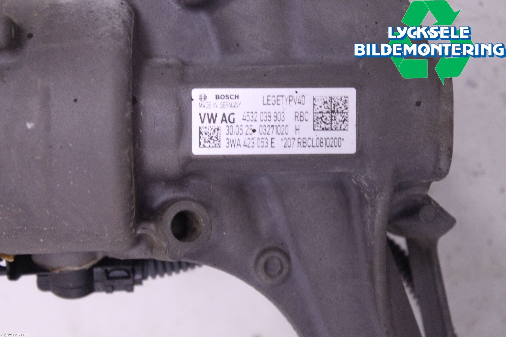 Volkswagen VW PASSAT 24- Styrväxel-Snäcka Elektrisk