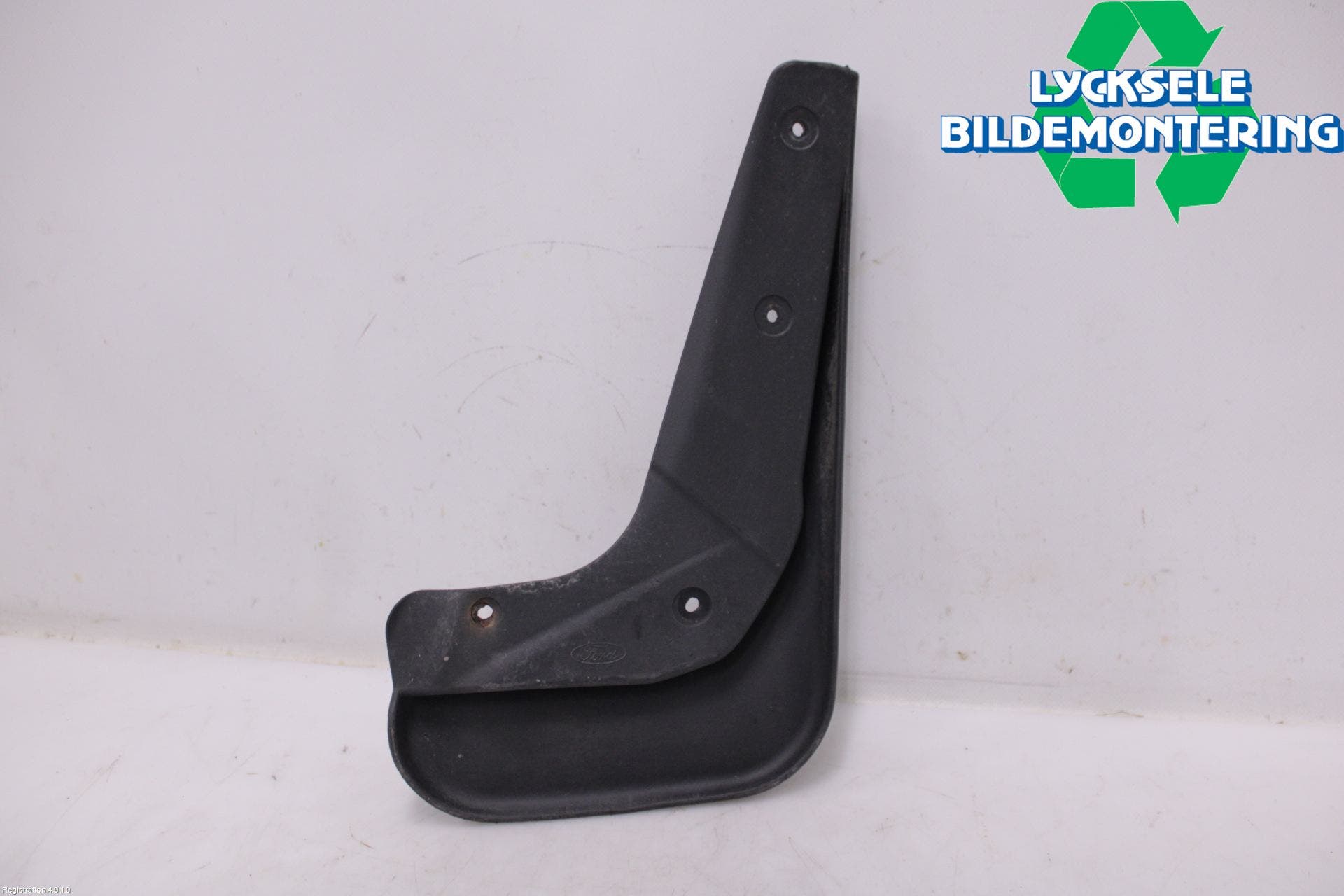 Ford FOCUS 15-18 Stänkskydd