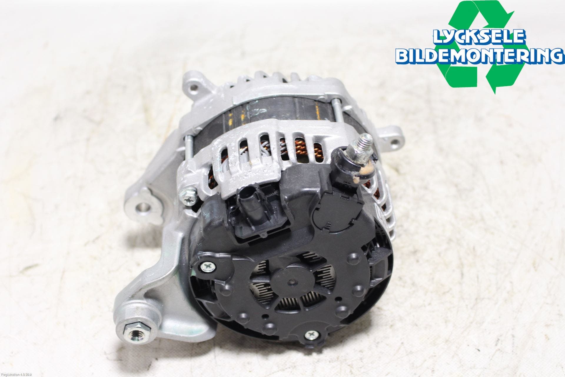 Subaru OUTBACK 15-20 Generator