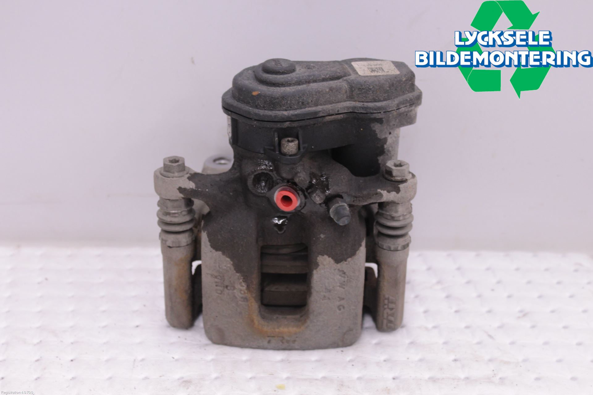 Audi Q3 8U 12-18 Bromsok Bak Vänster