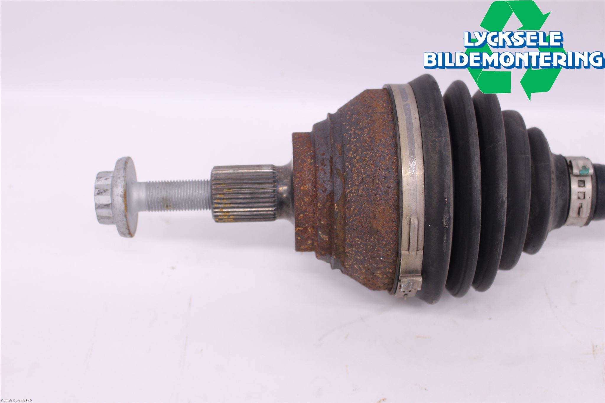 Volkswagen VW PASSAT 20-24 Drivaxel Fram Vänster