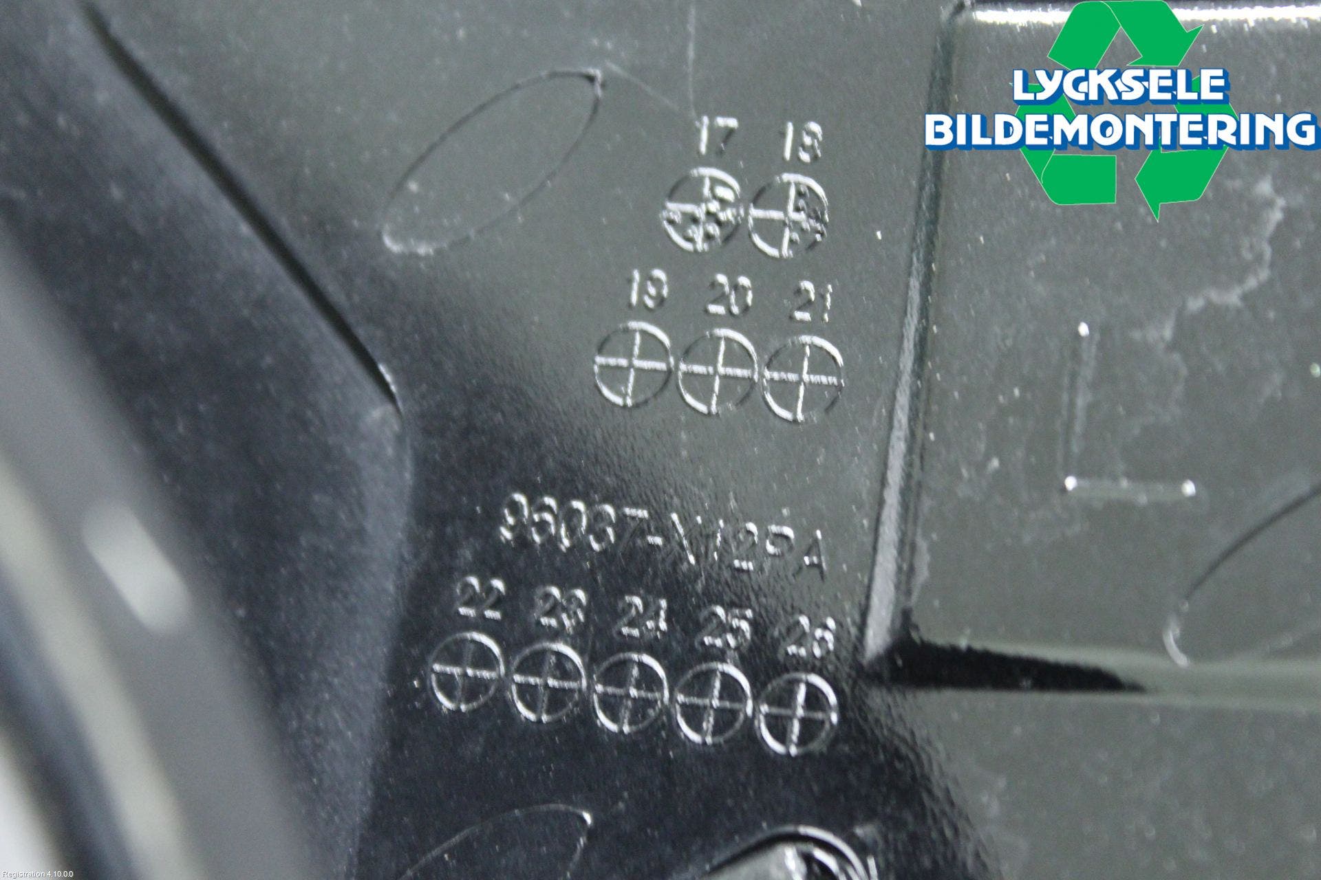 Nissan LEAF 18- Spoiler Baklucka