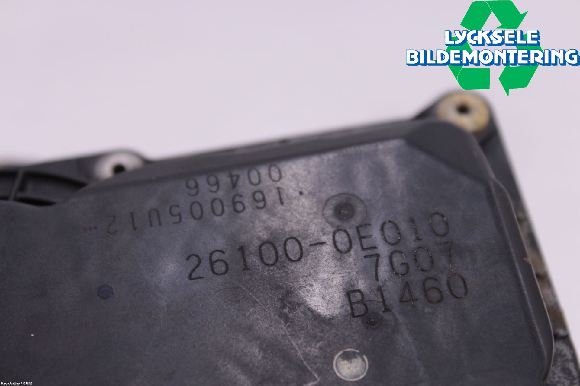 Toyota HILUX 16- Injspjällhus