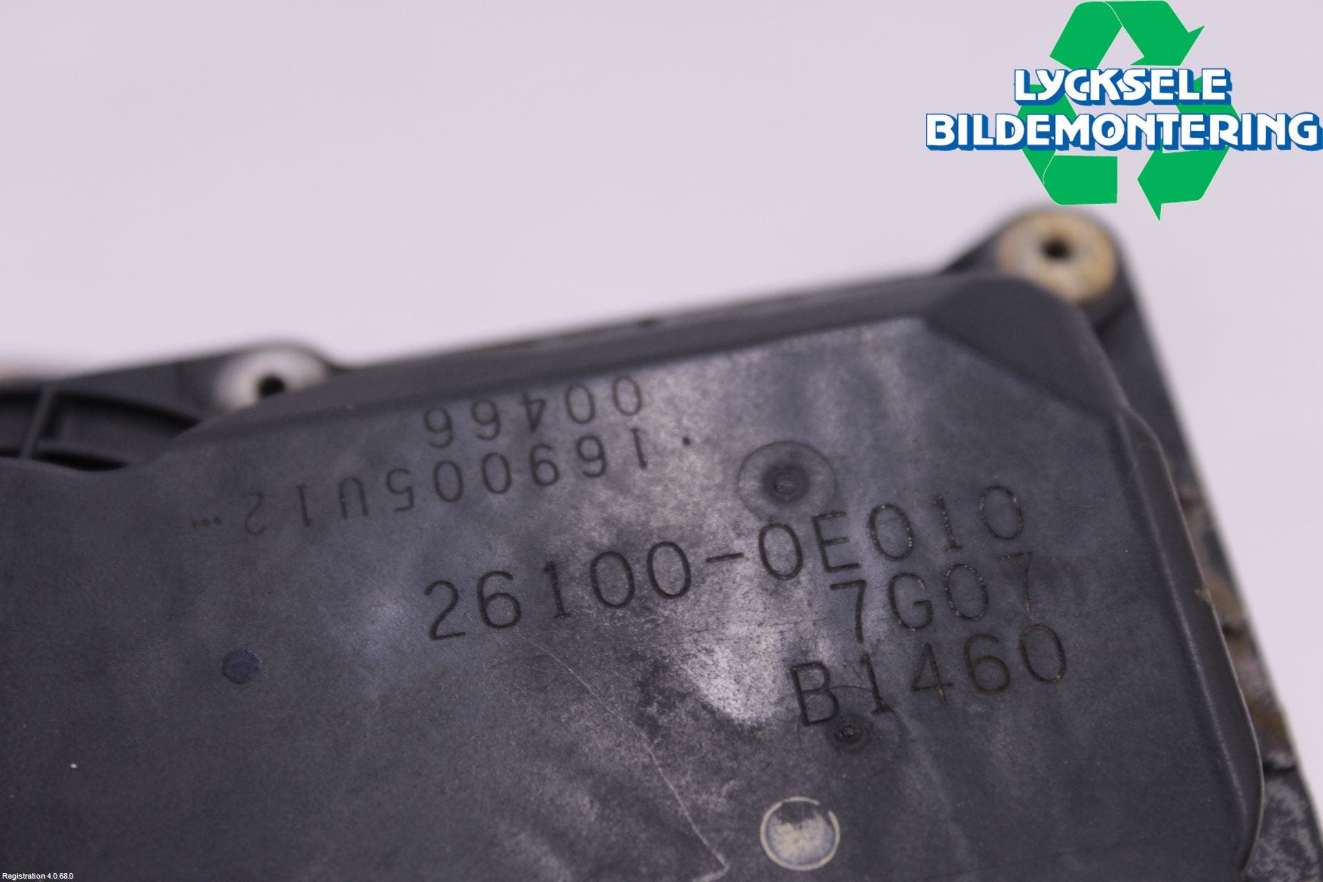 Toyota HILUX 16- Injspjällhus