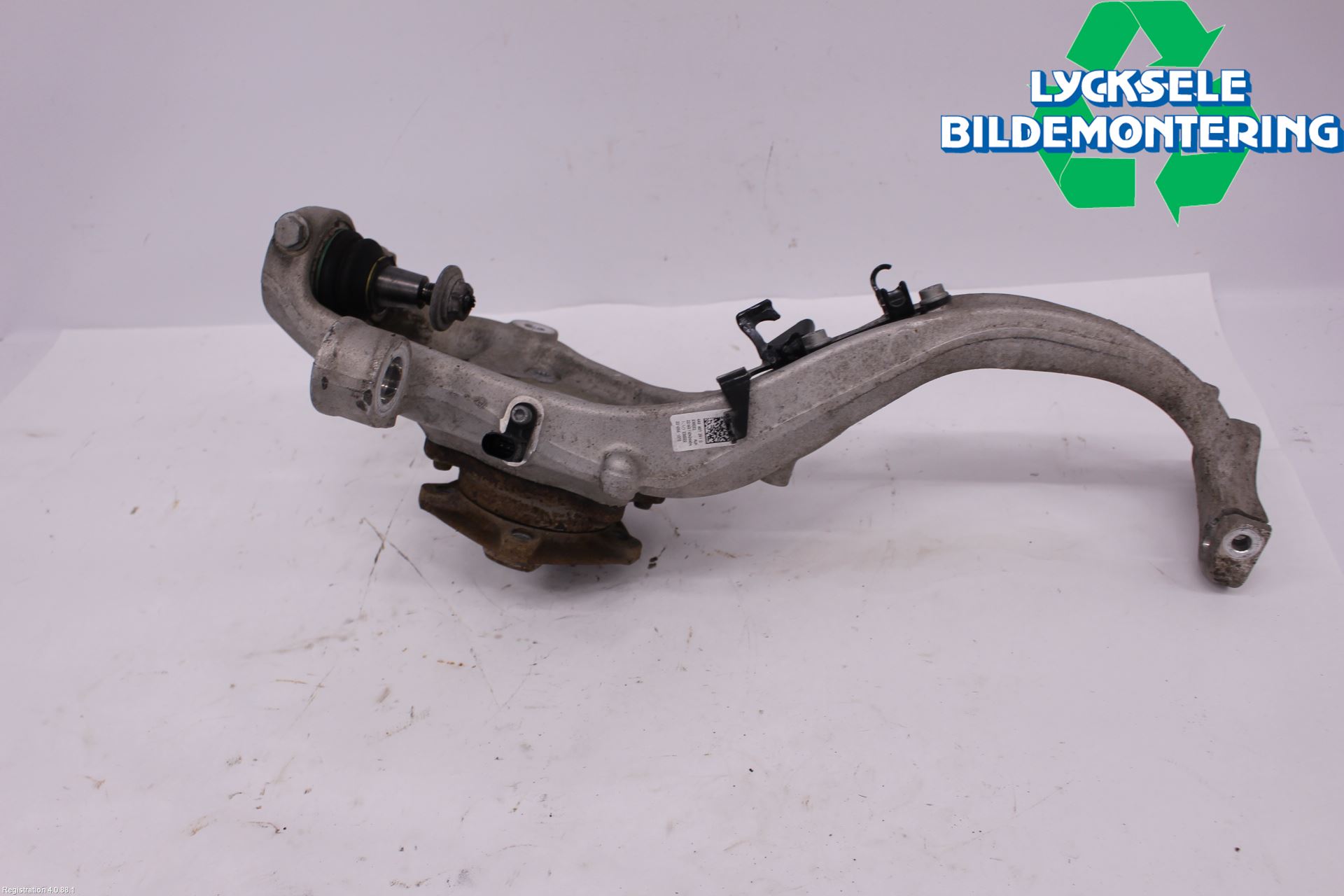 Audi A6 F2/C8 19- Styrspindel Lagerhus Vä