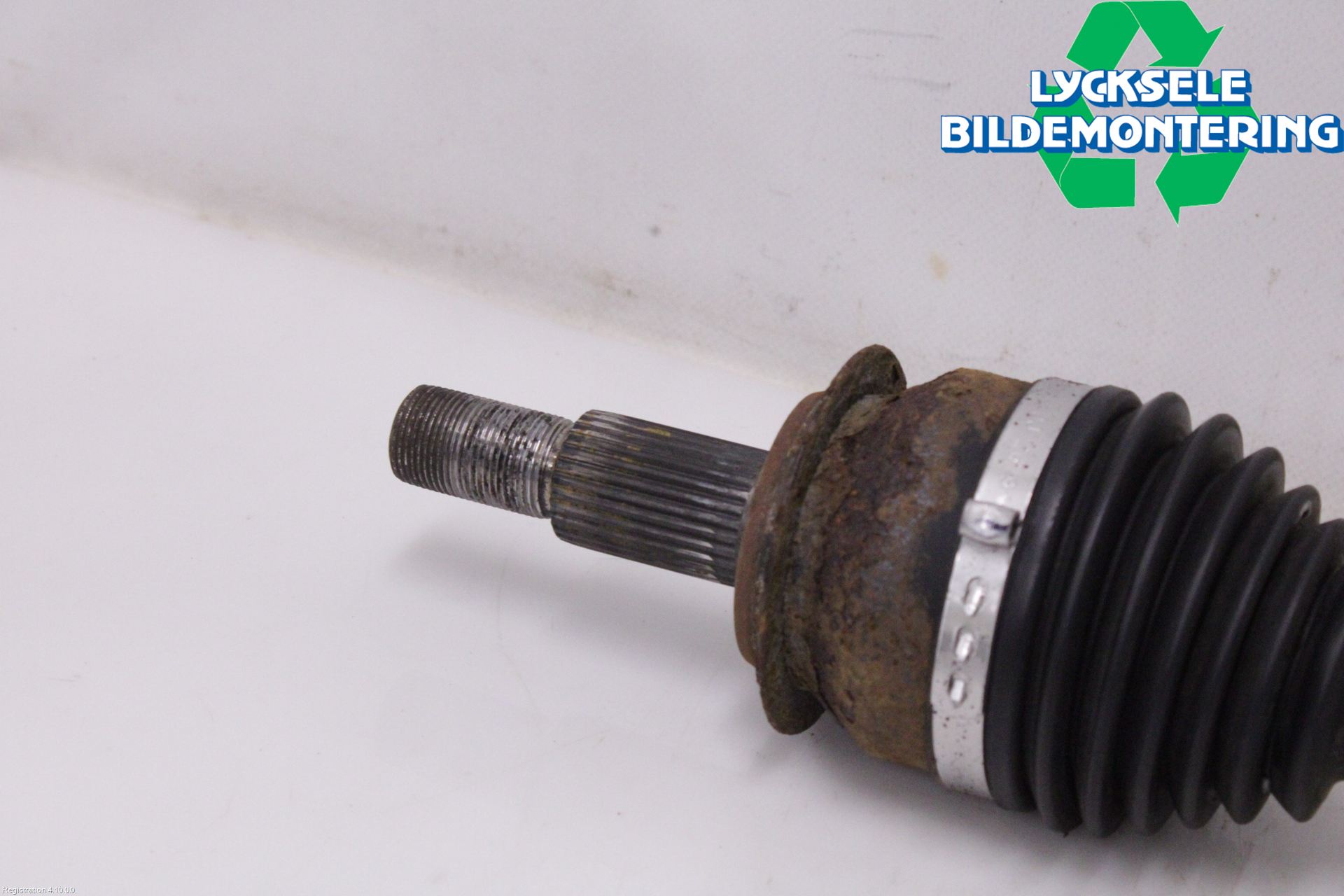 Mazda CX-3 Drivaxel Fram Höger