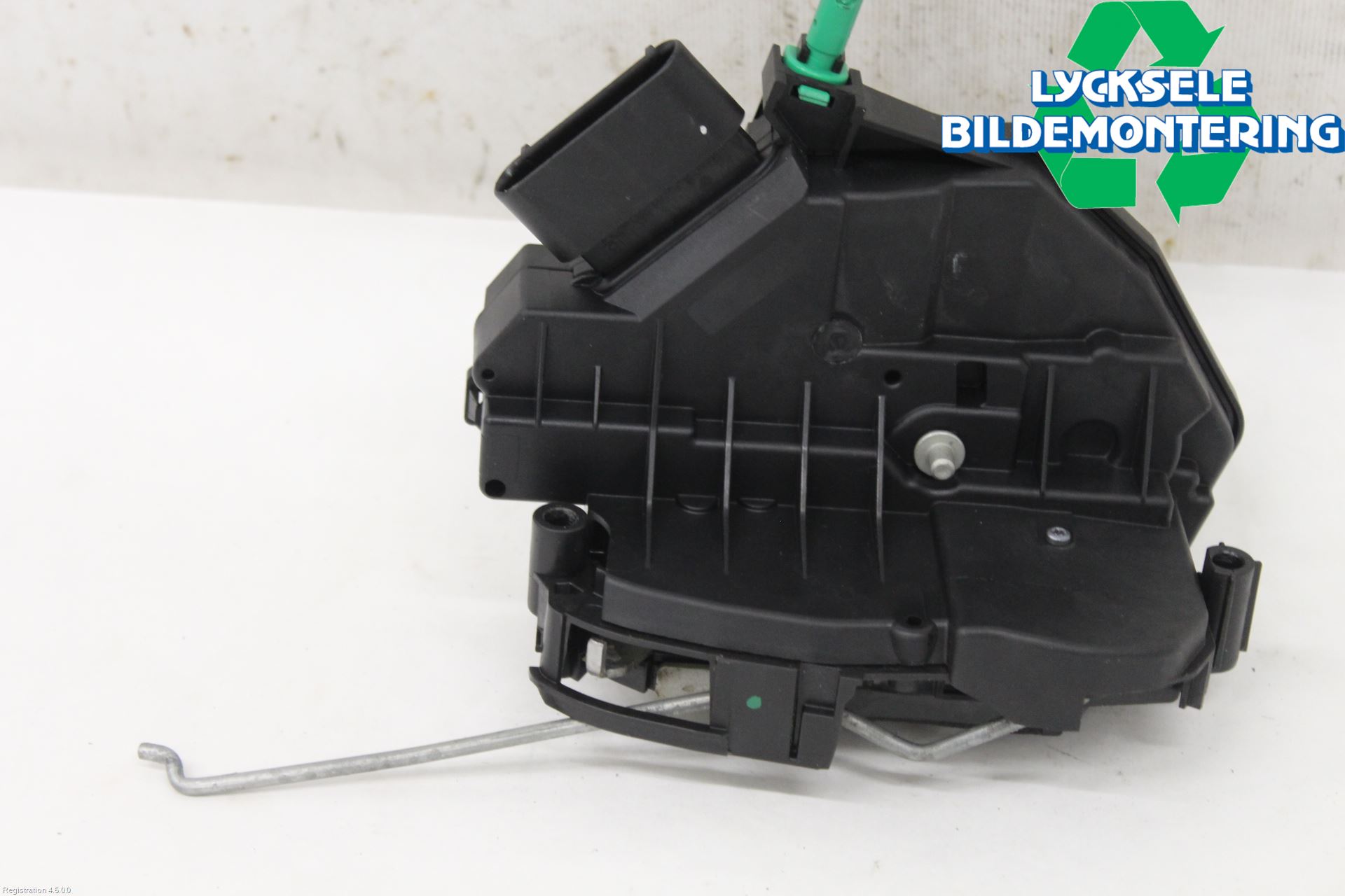 Ford KUGA 17-19 Låskista-Dörrlås