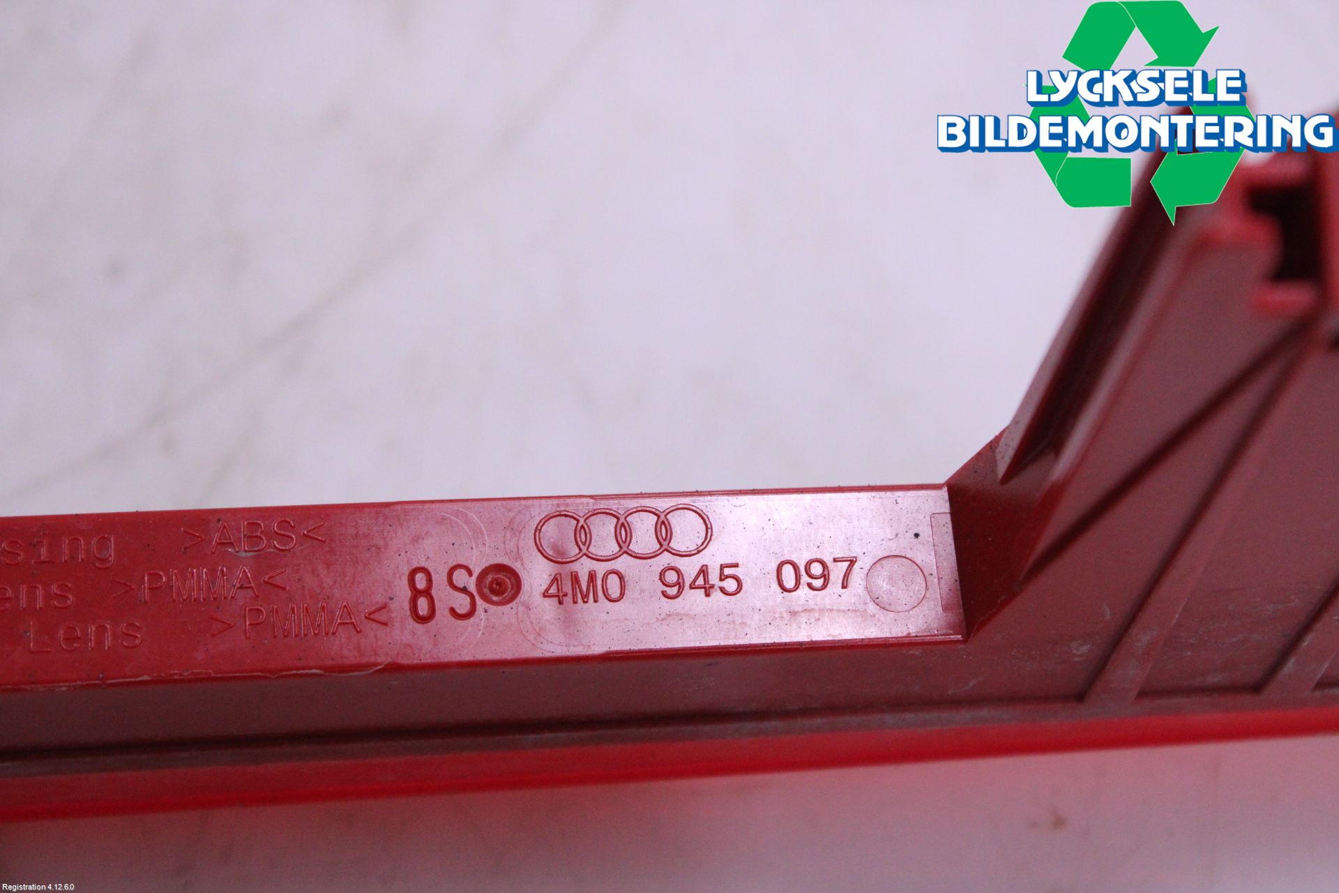 Audi A4/S4 B9 20- Bromsljus Bakruta