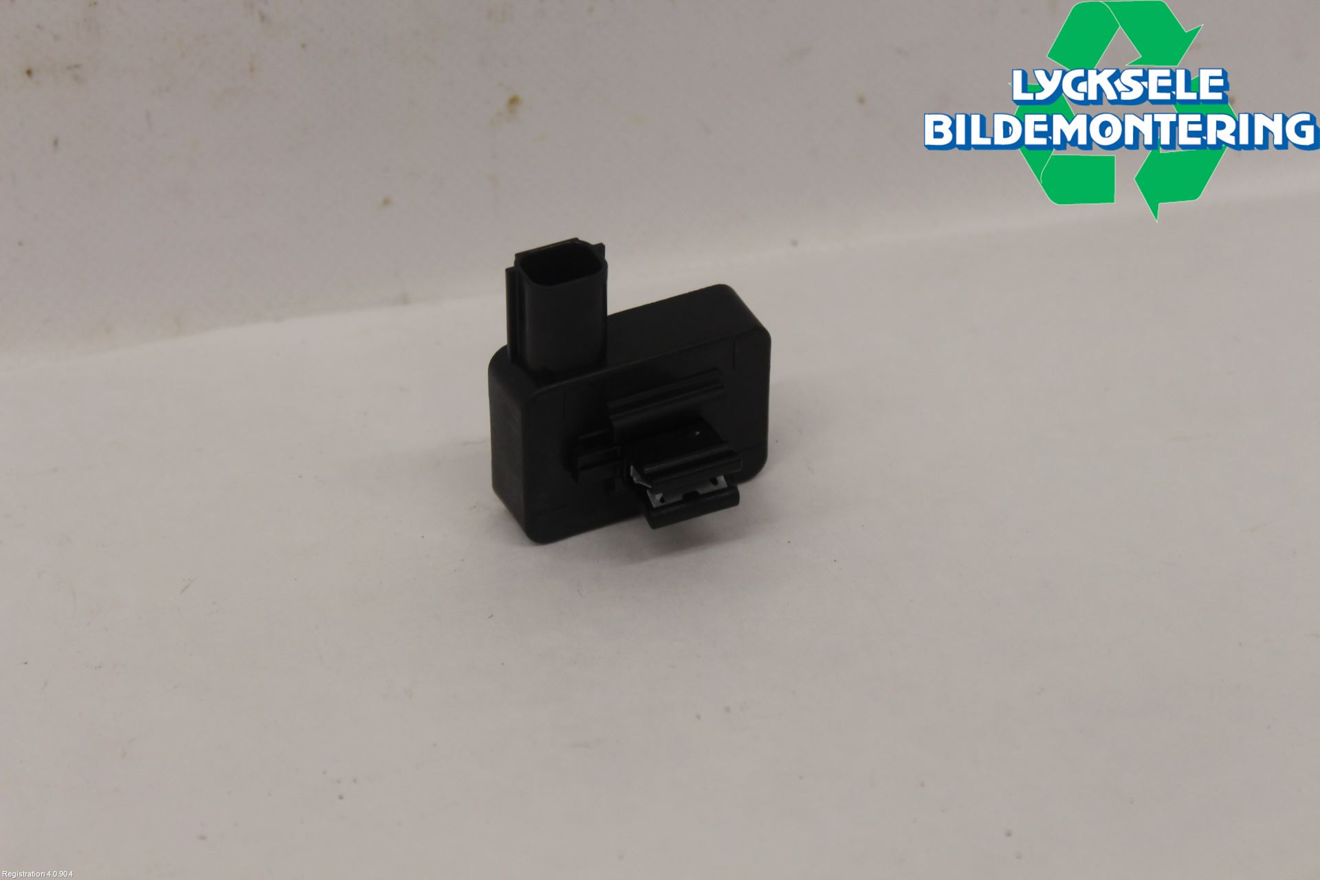 Ford MUSTANG Mach-E 21- Antenn