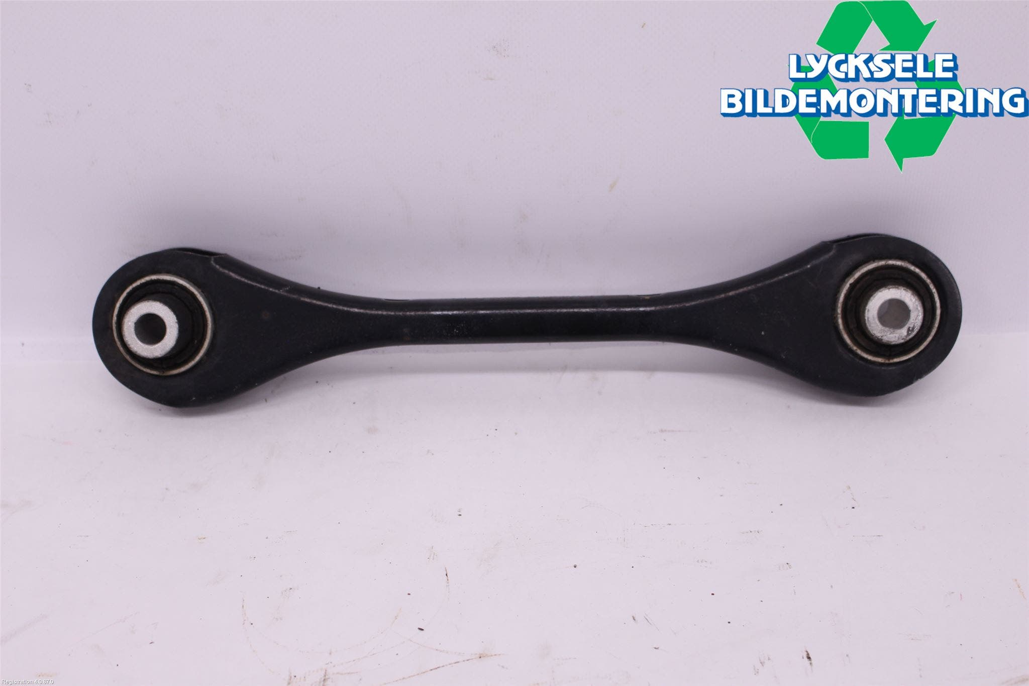 Volkswagen VW PASSAT 20-24 Bärarm Bak Höger