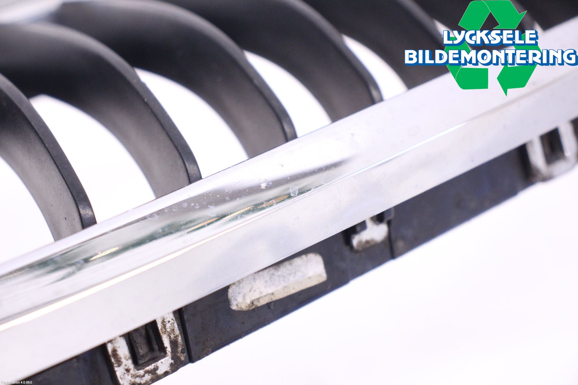 BMW 3 E90/91 SED/TOU 05-12 Grilldel Vänster