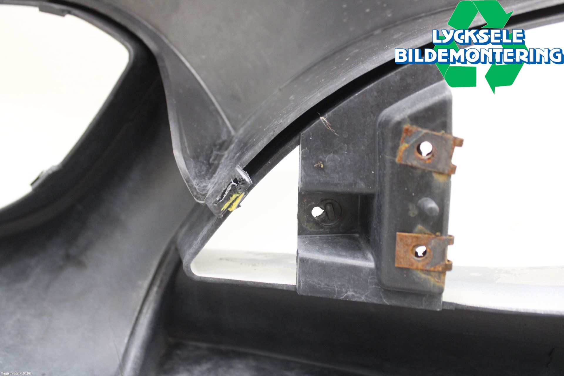 BMW 5 E60/61 Sed/Tou 02-10 Stötfångarbeklädnad Fram