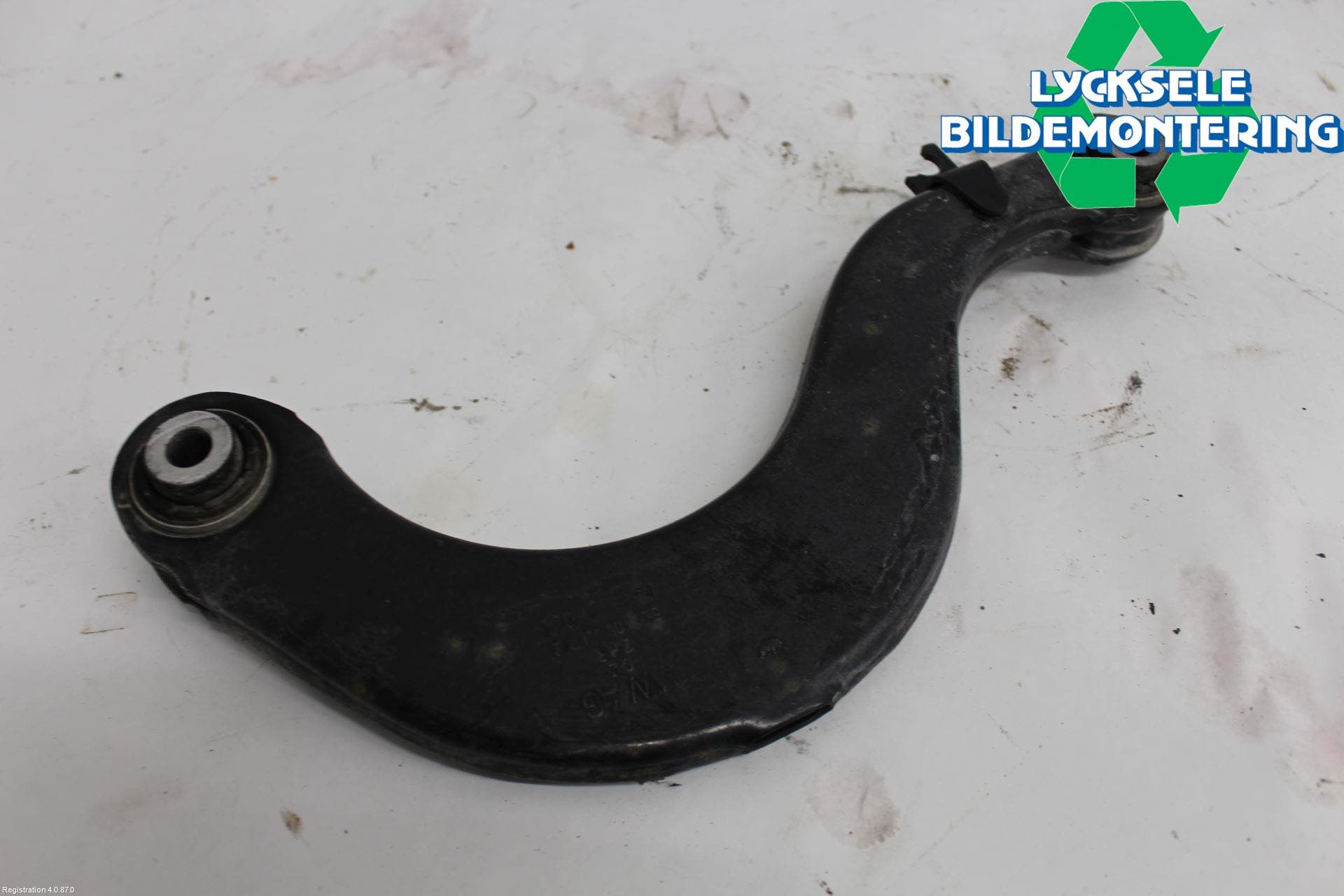 Volkswagen VW TIGUAN 16-24 Bärarm Bak Höger