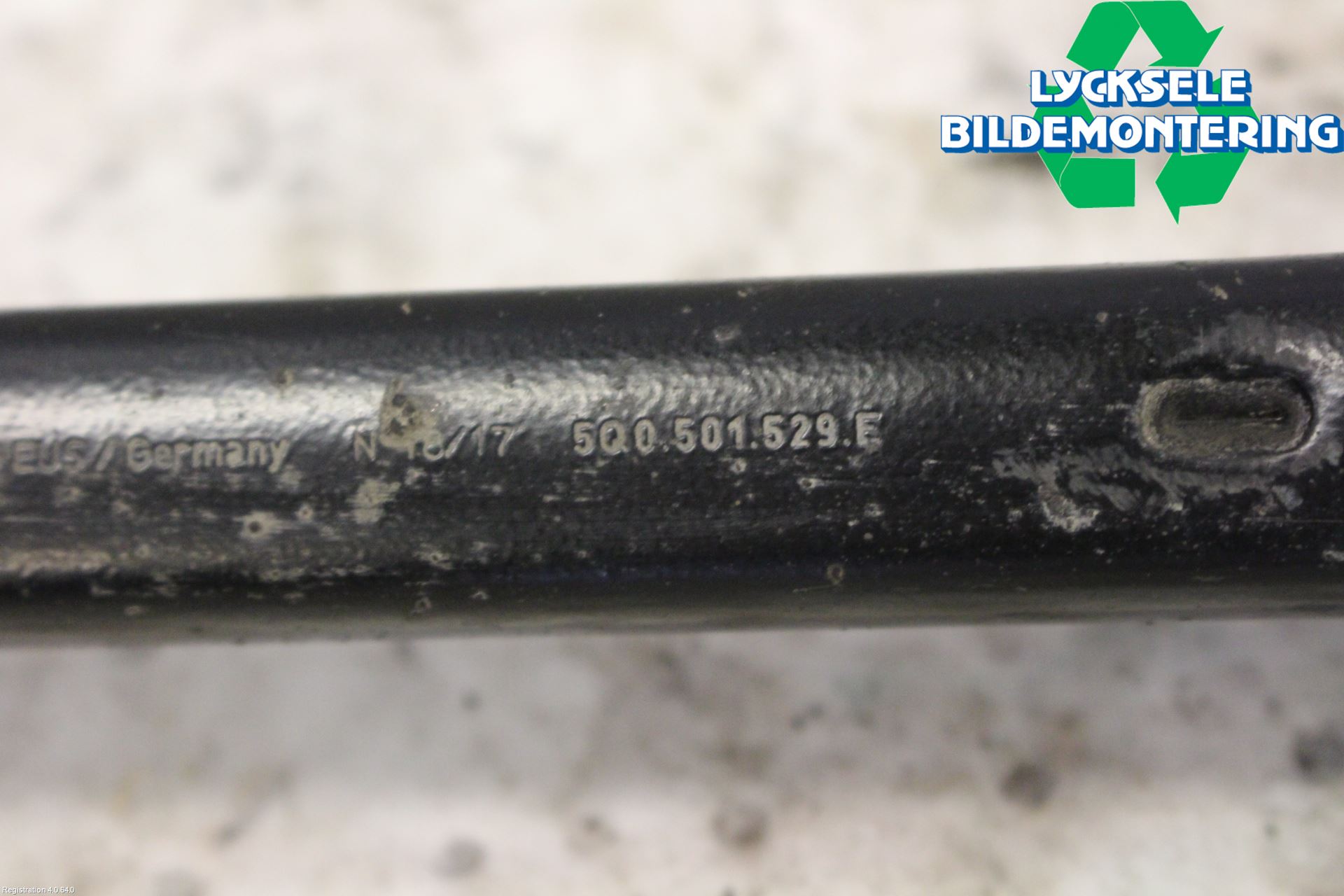 Volkswagen VW TIGUAN 16-24 Bärarm Bak Höger