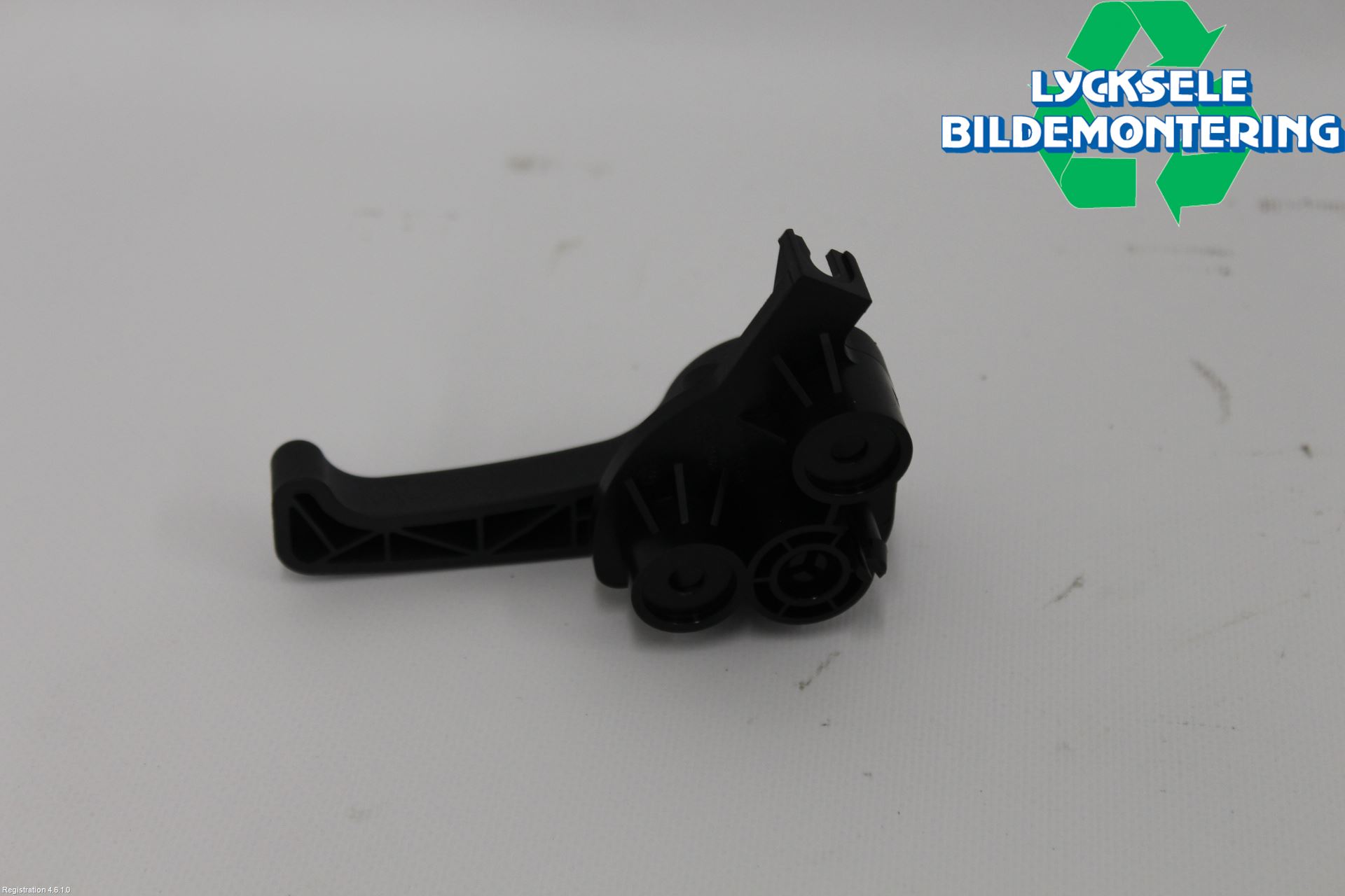 Kia CEED/CEED SW 19- Huvlås Wire-Spak