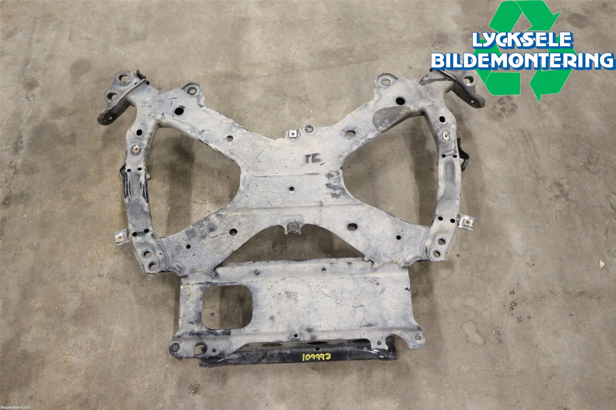 Audi A6 F2/C8 19- Framvagnsbalk