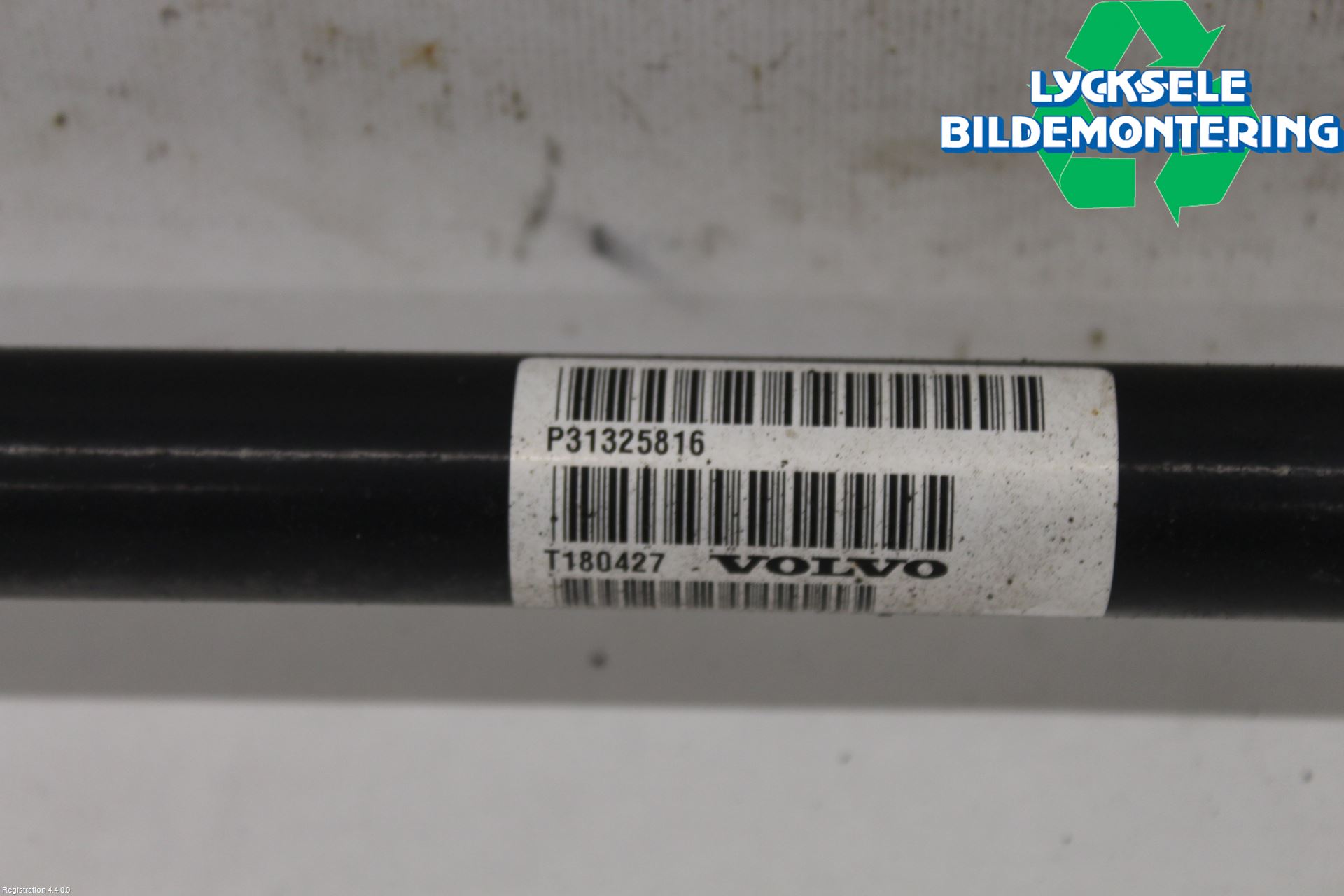 Volvo XC60 18- Drivaxel Bak Höger