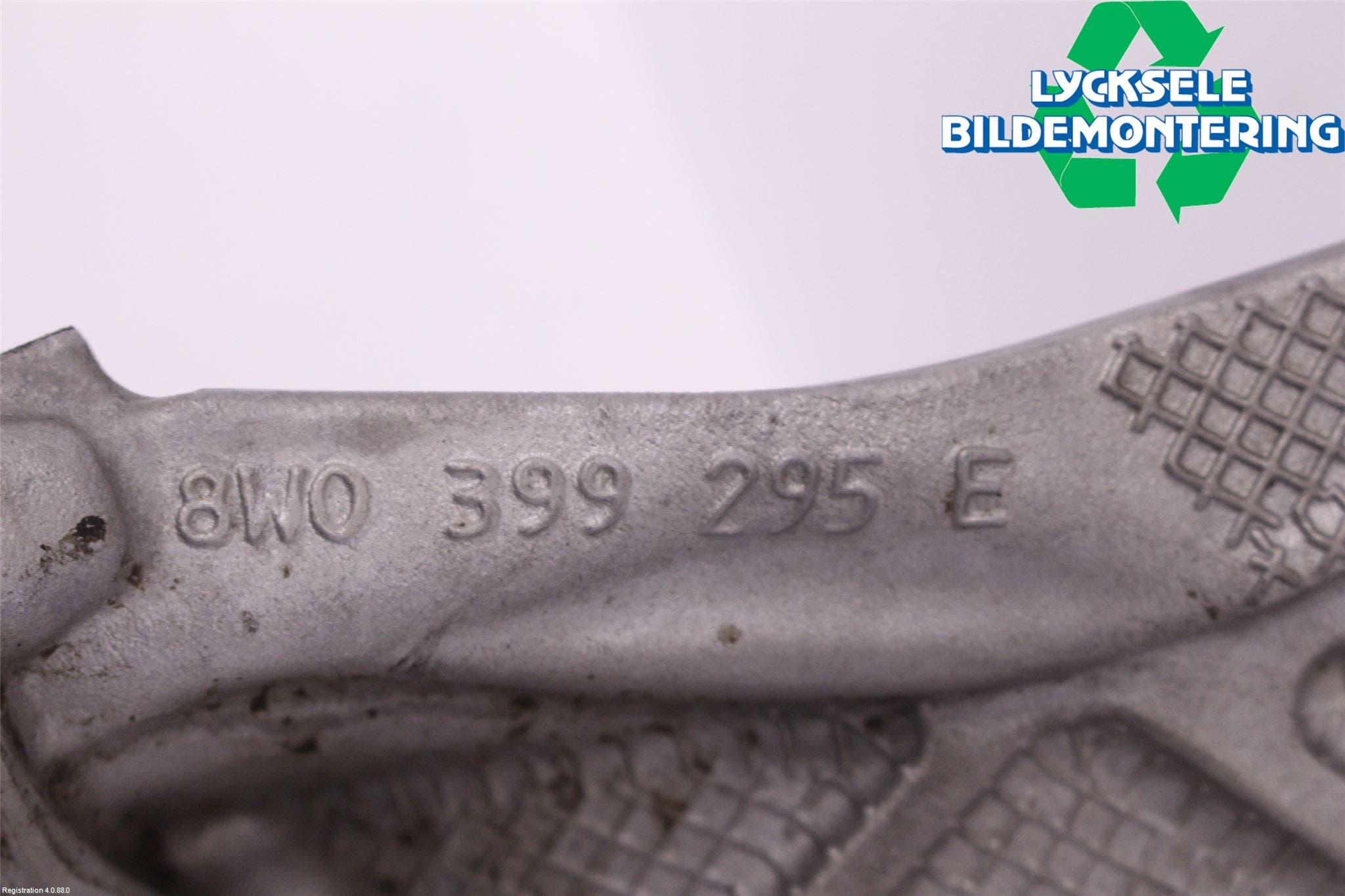 Audi A4 ALLROAD 17- Växellådsfäste