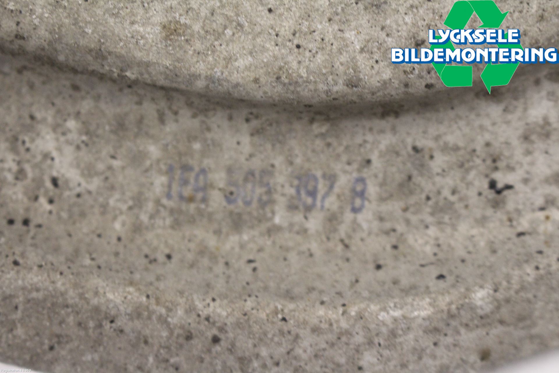 Volkswagen VW ID.4 21- Bärarm Bak Övre Höger