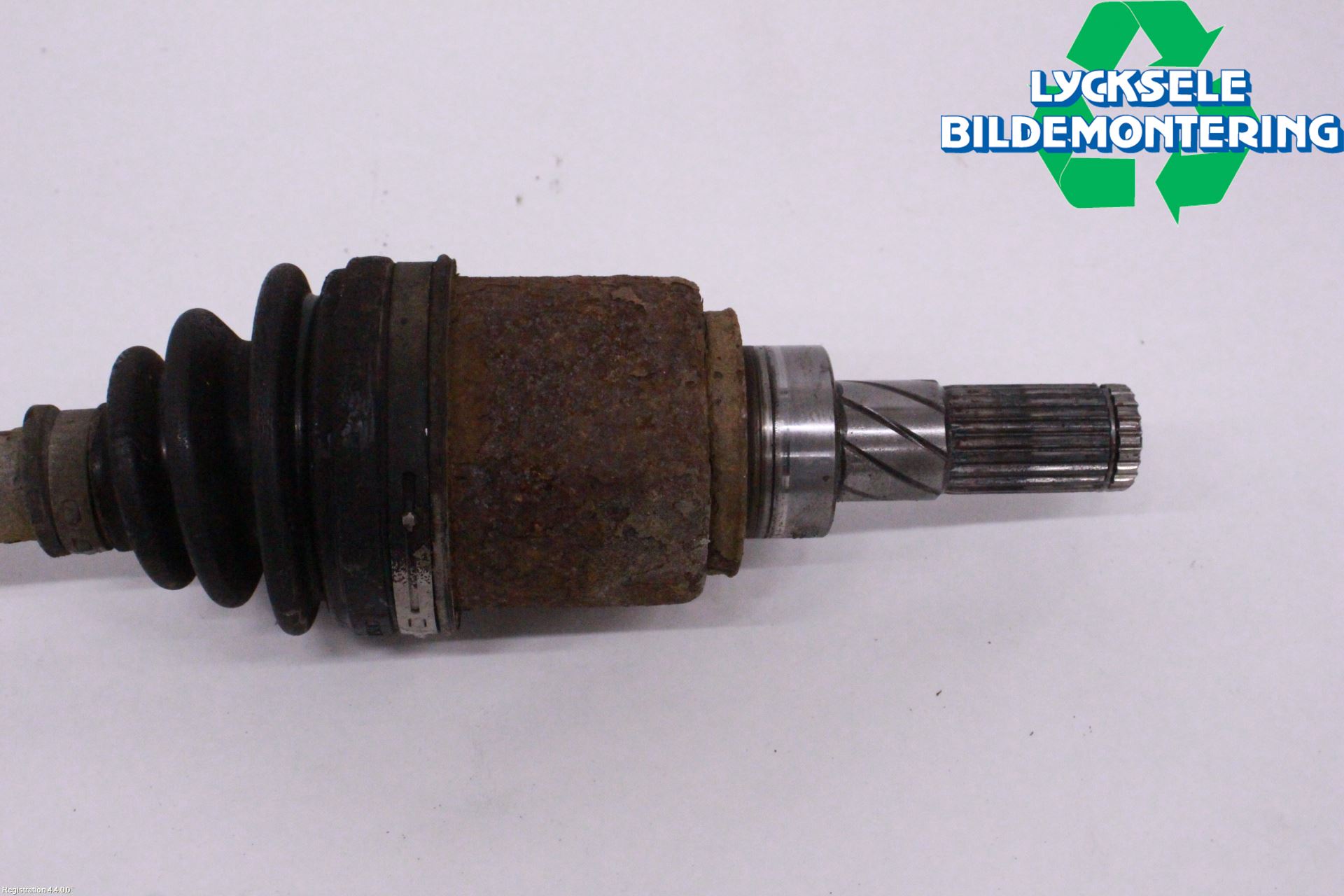Nissan QASHQAI 17-21 Drivaxel Bak Vänster