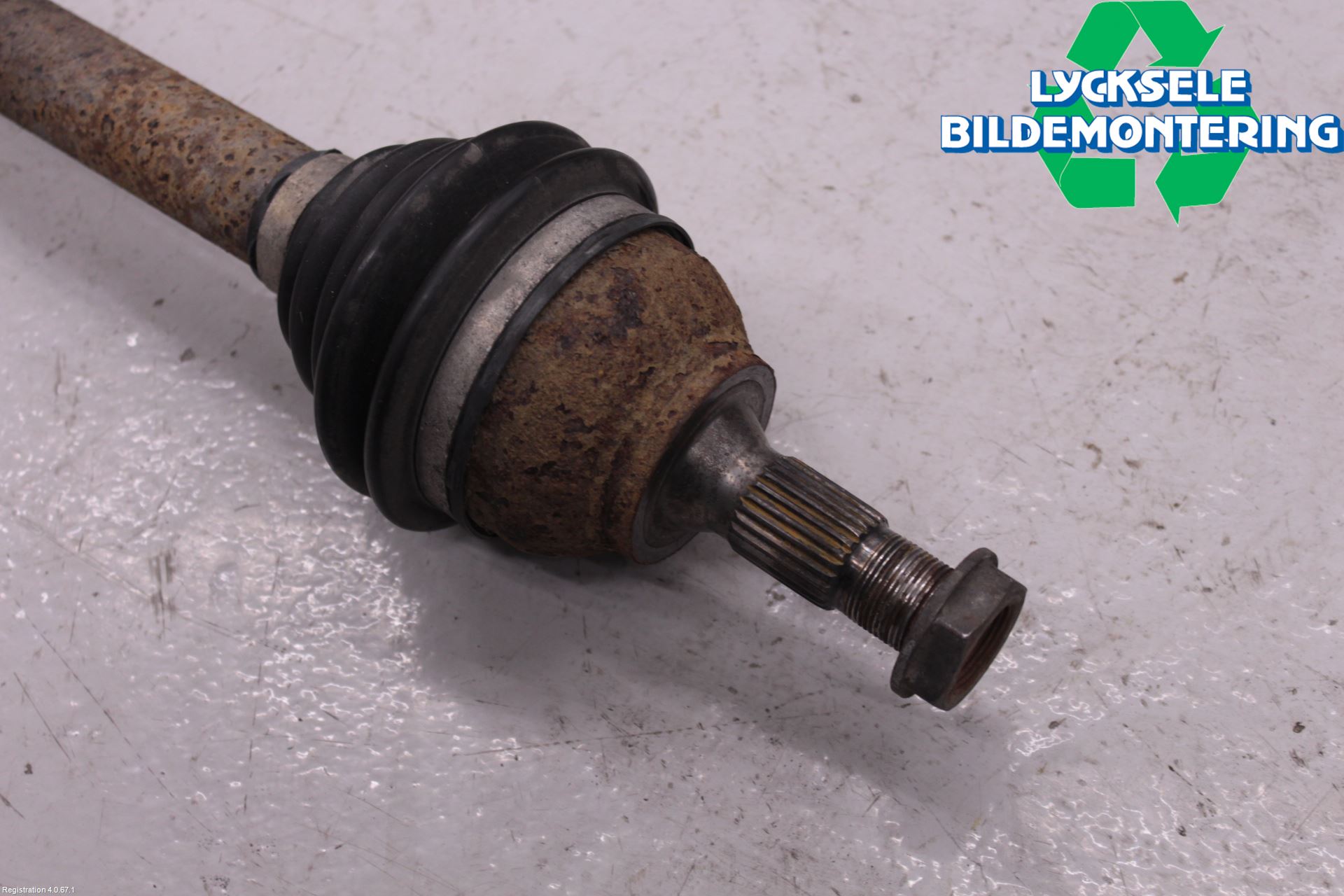 Peugeot PARTNER 08-15 Drivaxel Fram Höger