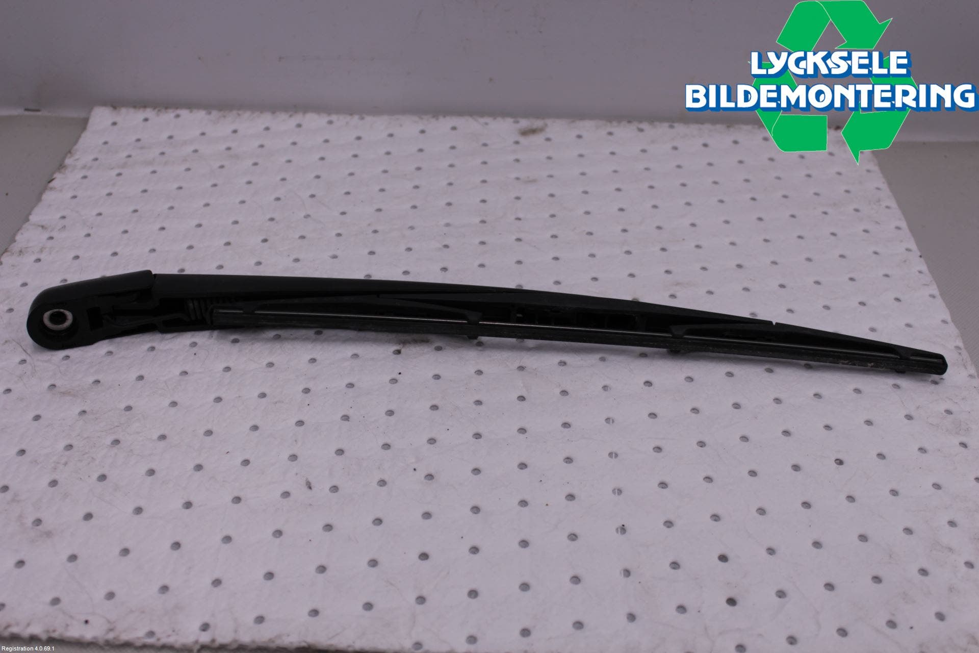 Subaru OUTBACK 10-15 Torkararm-Bakruta