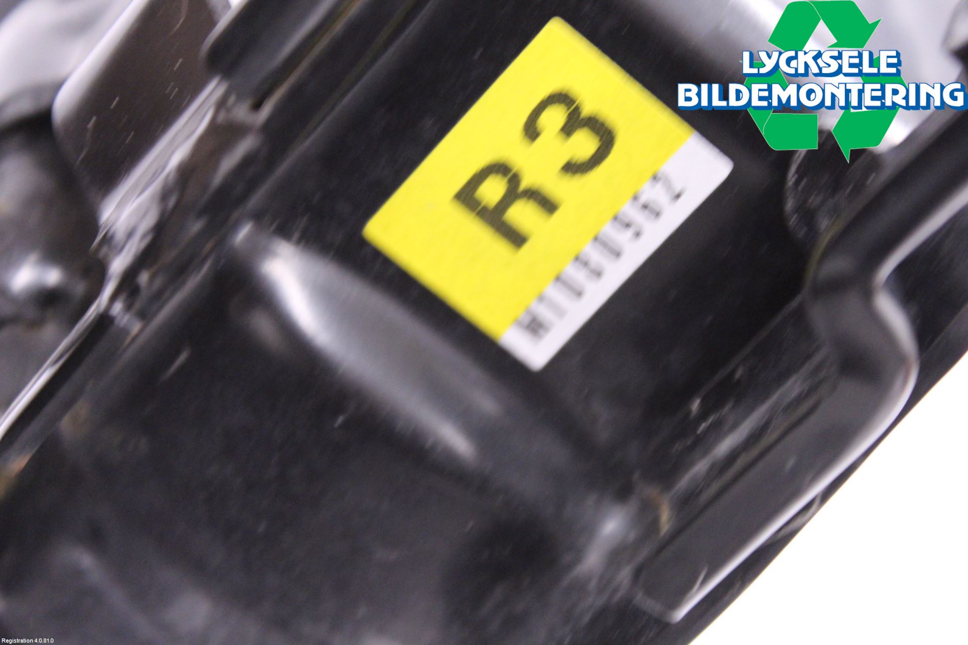 Toyota RAV4 19- Motorfäste