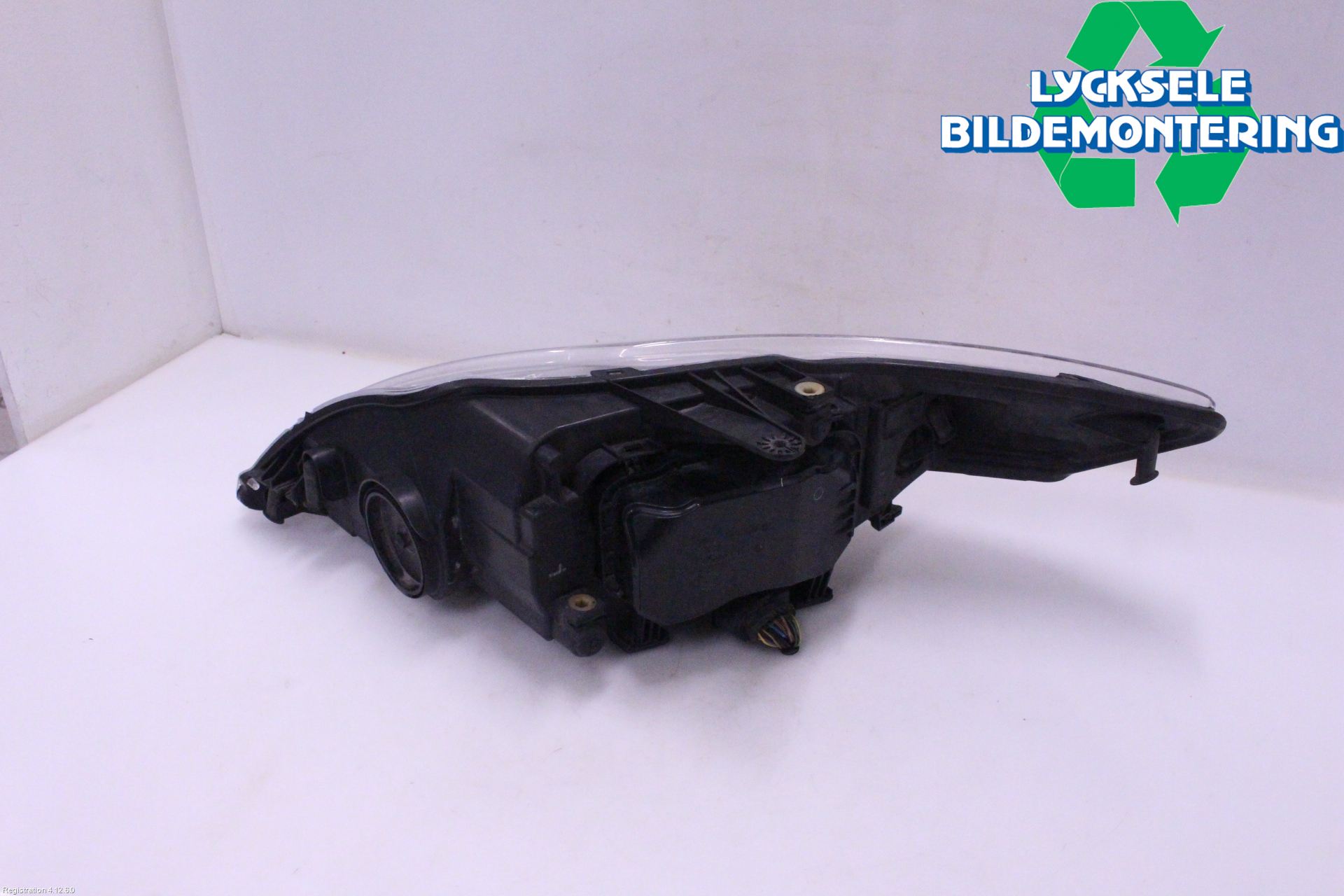 Ford MONDEO 07-15 Strålkastare Höger