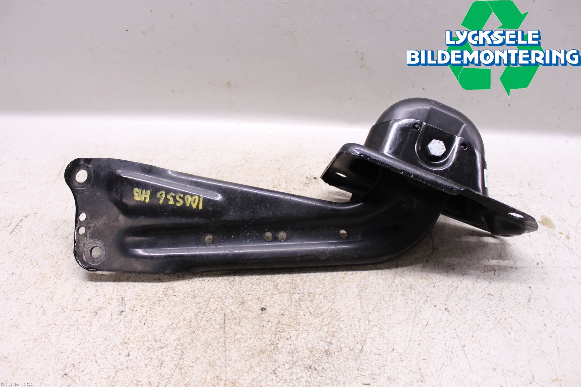 Volkswagen VW TIGUAN 16-24 Bärarm Bak Höger