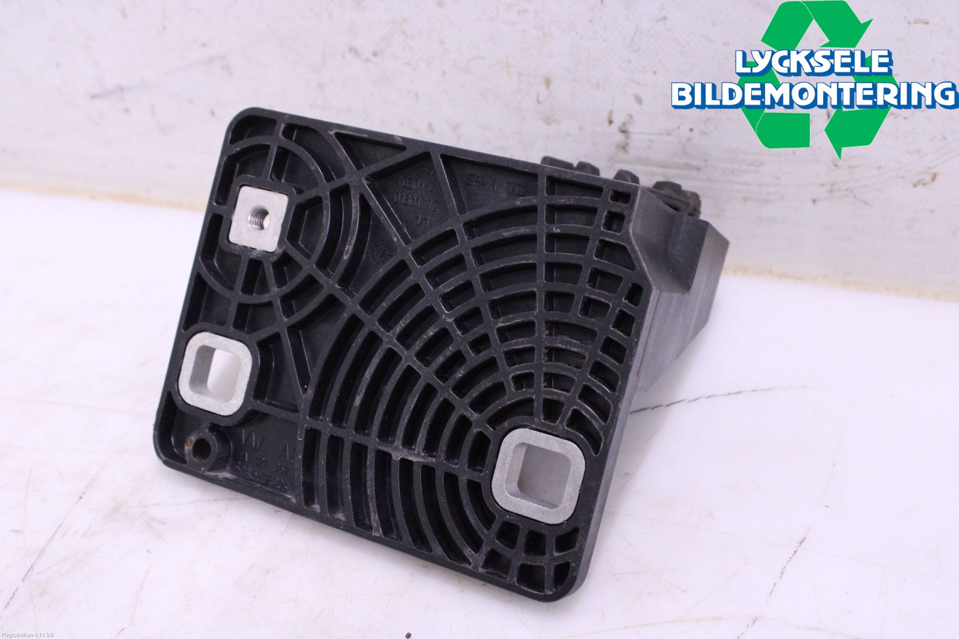 Audi Q4 E-TRON FZ 22- Kylarfäste-Ram-Balk