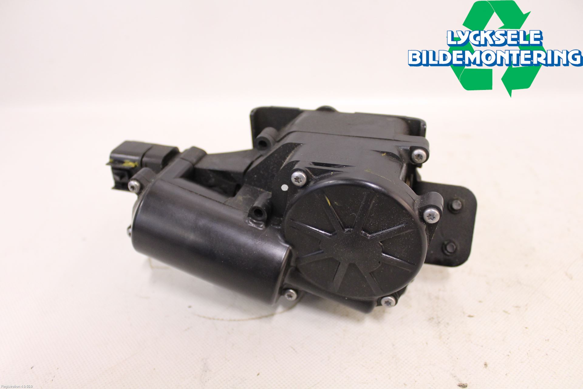 Opel INSIGNIA 09-16 Låskista Baklucka