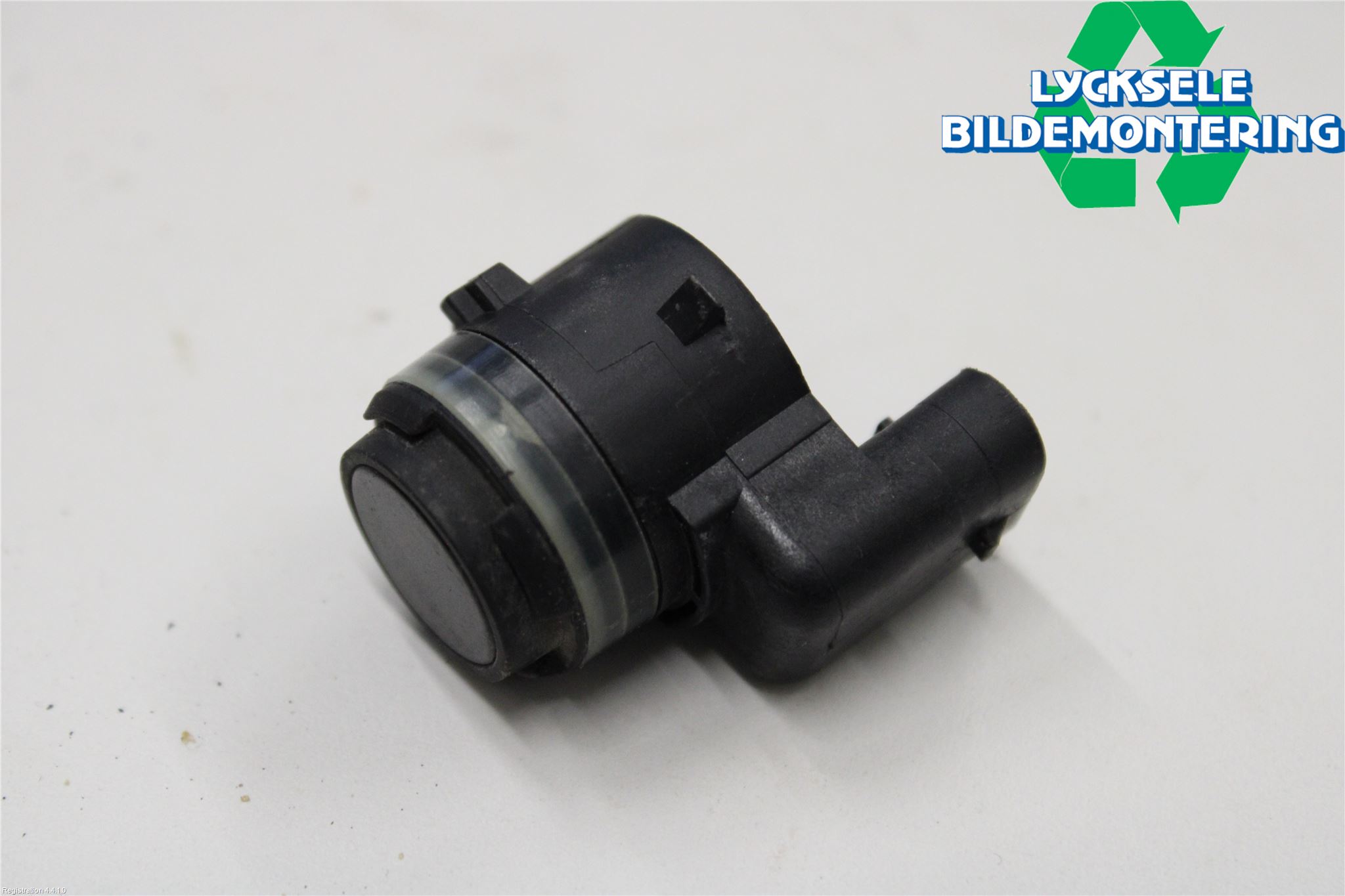 Audi A4/S4 B9 20- Parkeringshjälp Frontsensor