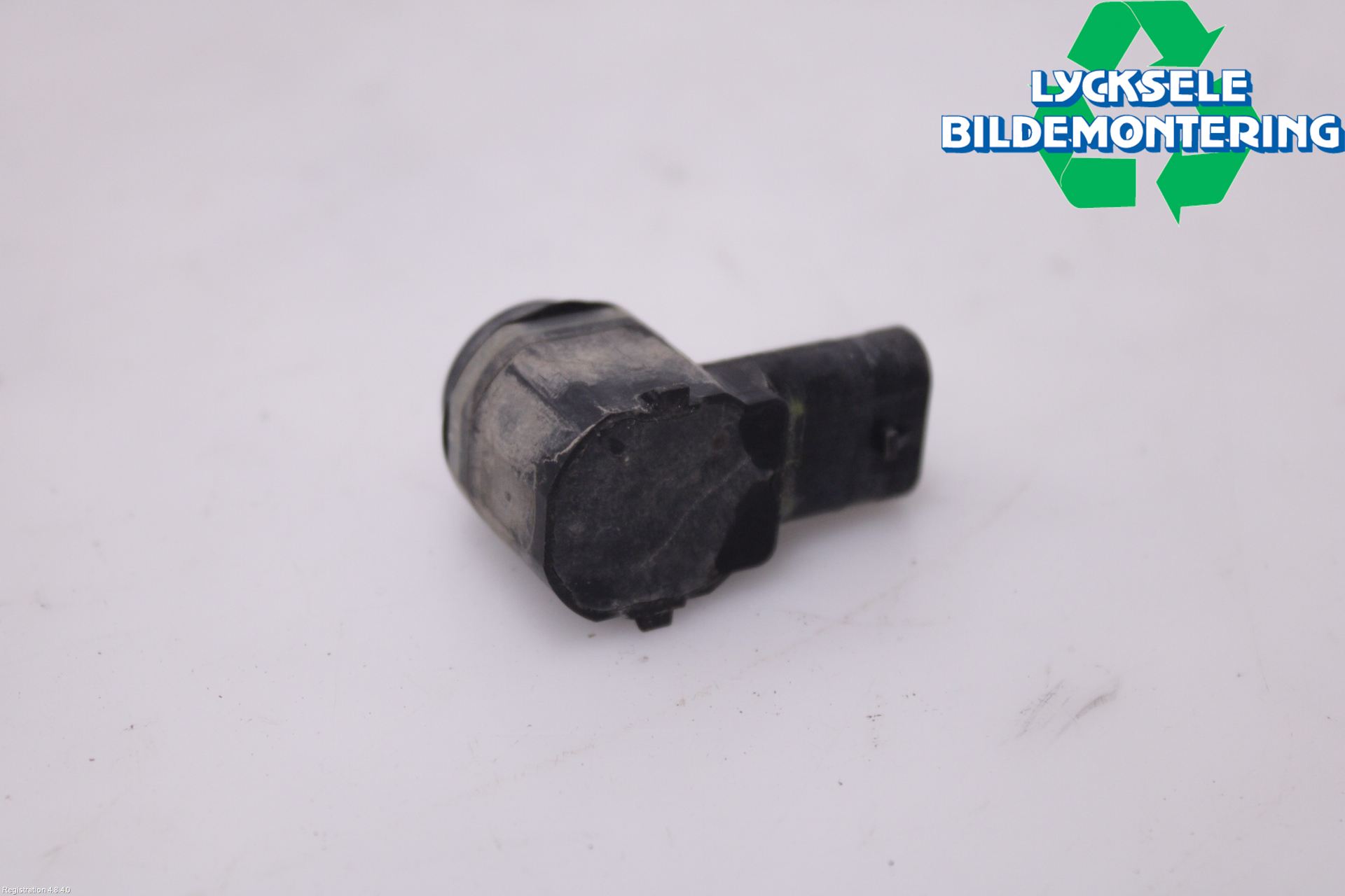 Ford KUGA 13-16 Parkeringshjälp Frontsensor