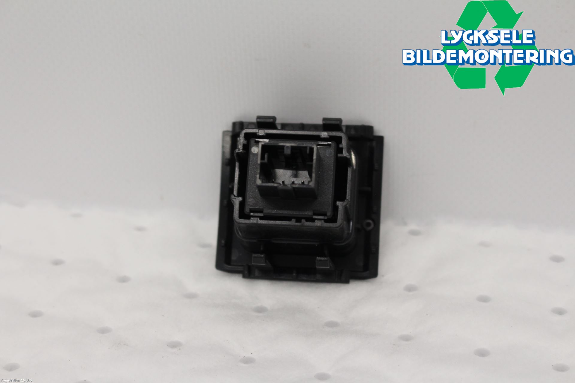 Audi A4/S4 B9 20- Strömställare Varnings