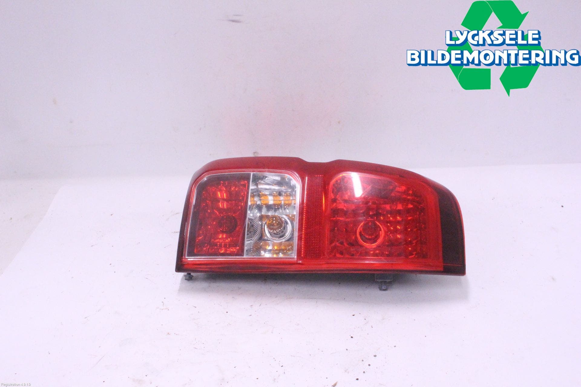 Toyota HILUX 16- Bakljus Vänster