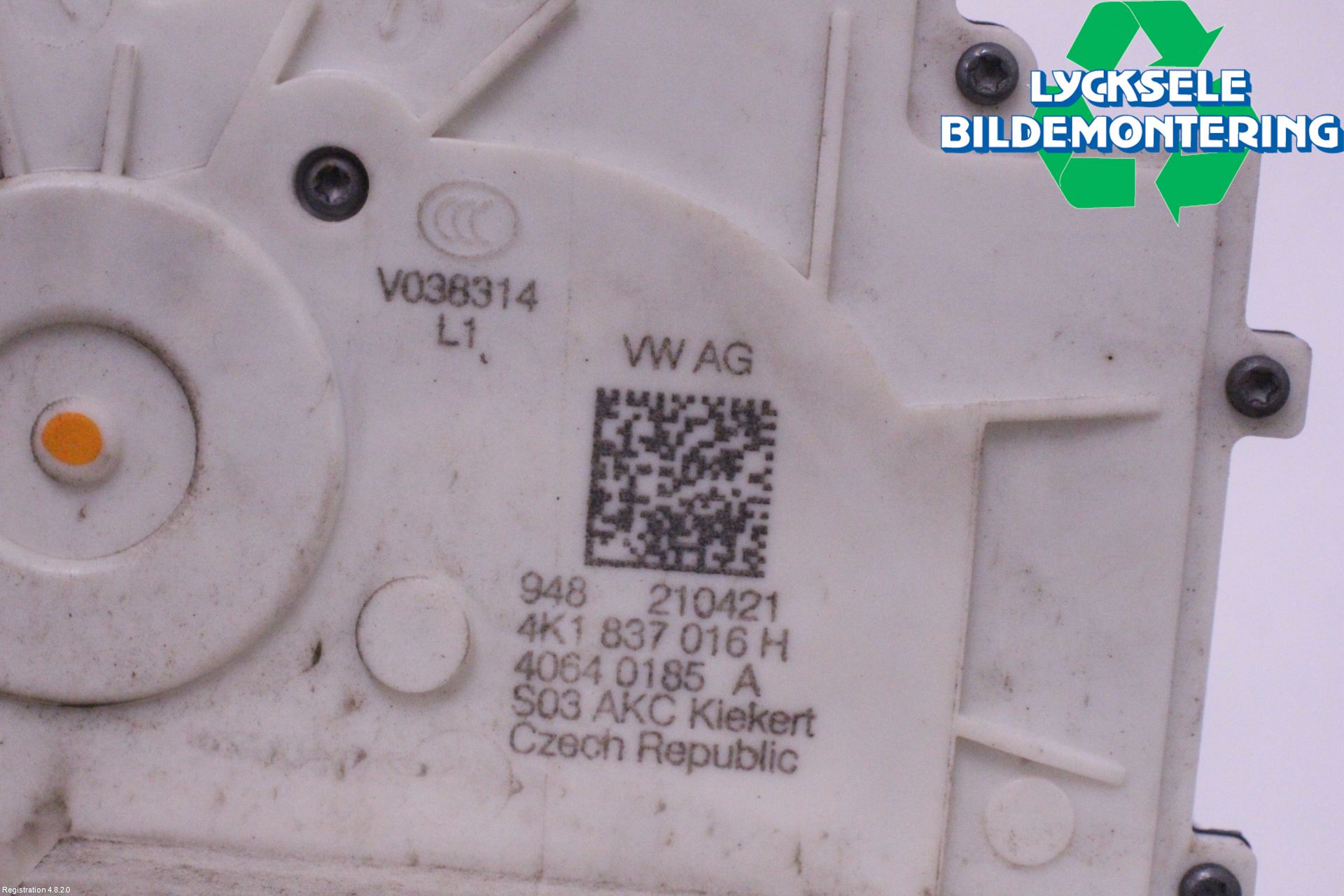 Audi A6 F2/C8 19- Låskista-Dörrlås