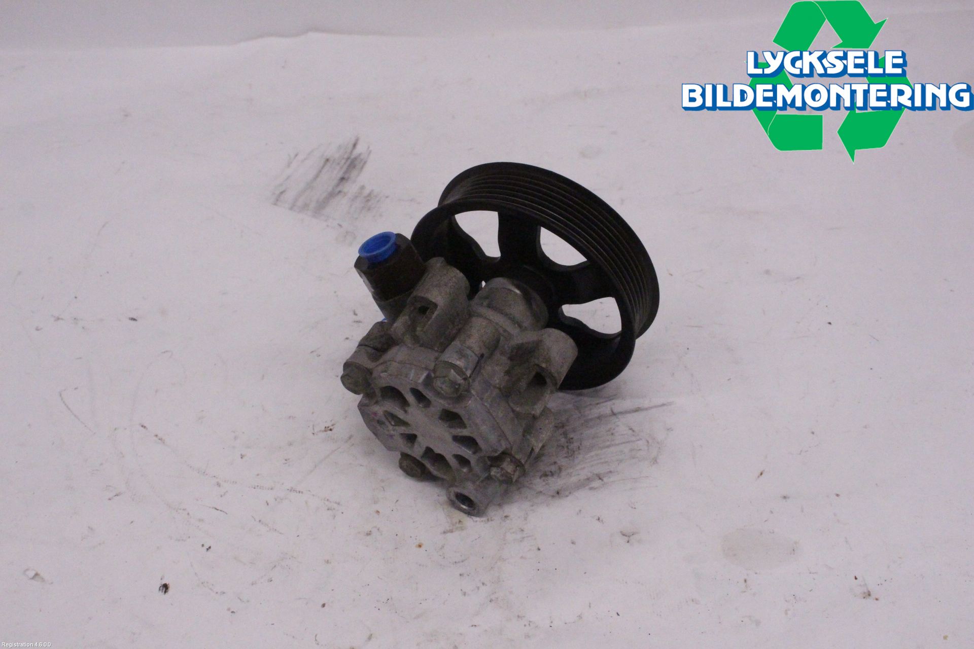 Toyota HILUX 16- Styrservopump