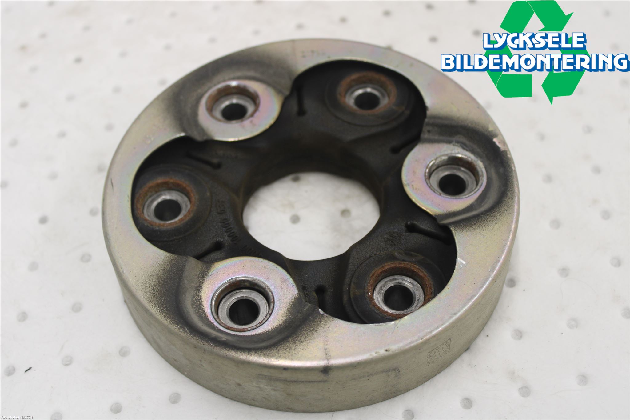 Volkswagen VW PASSAT 15-19 Mellanaxel Gummiknut