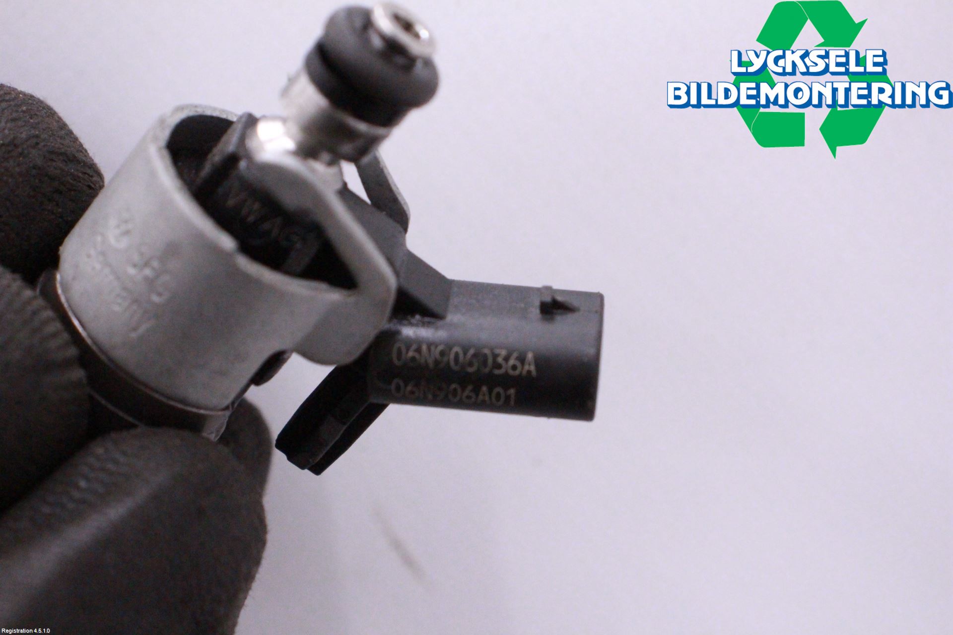 Audi A4/S4 B9 20- Injspridare