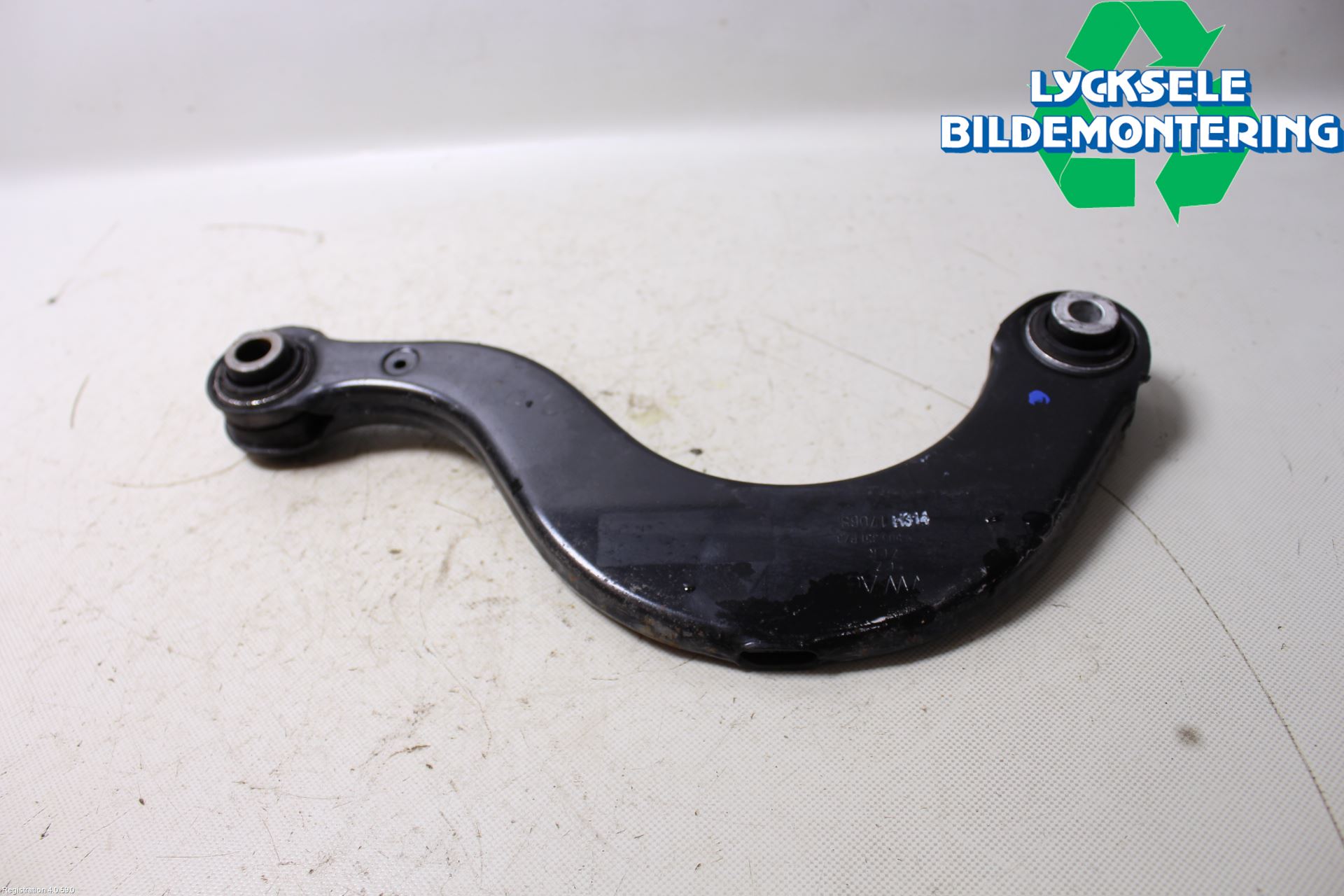 Volkswagen VW TIGUAN 16-24 Bärarm Bak Vänster